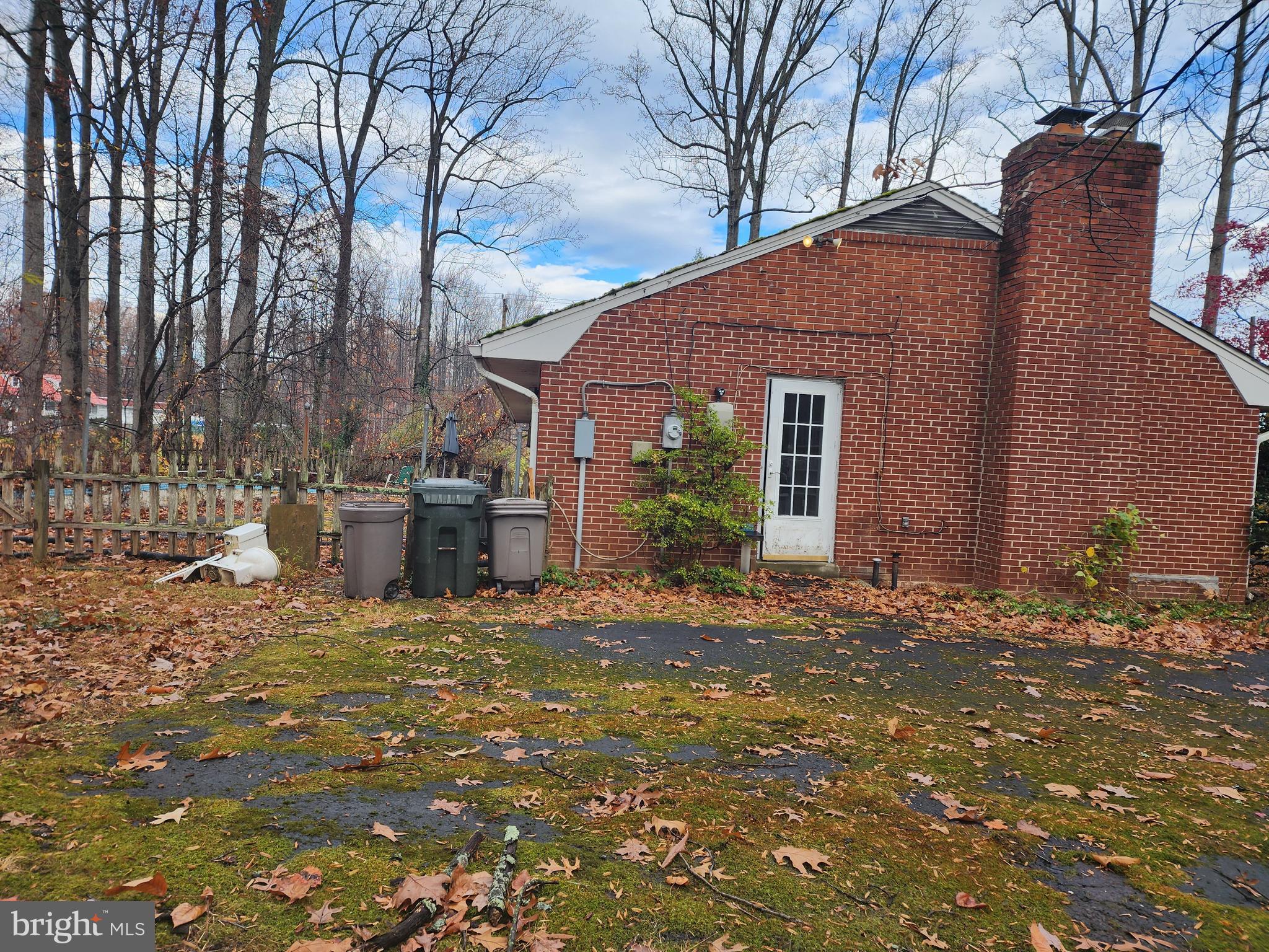 CRYSTAL SPRINGS - Residential