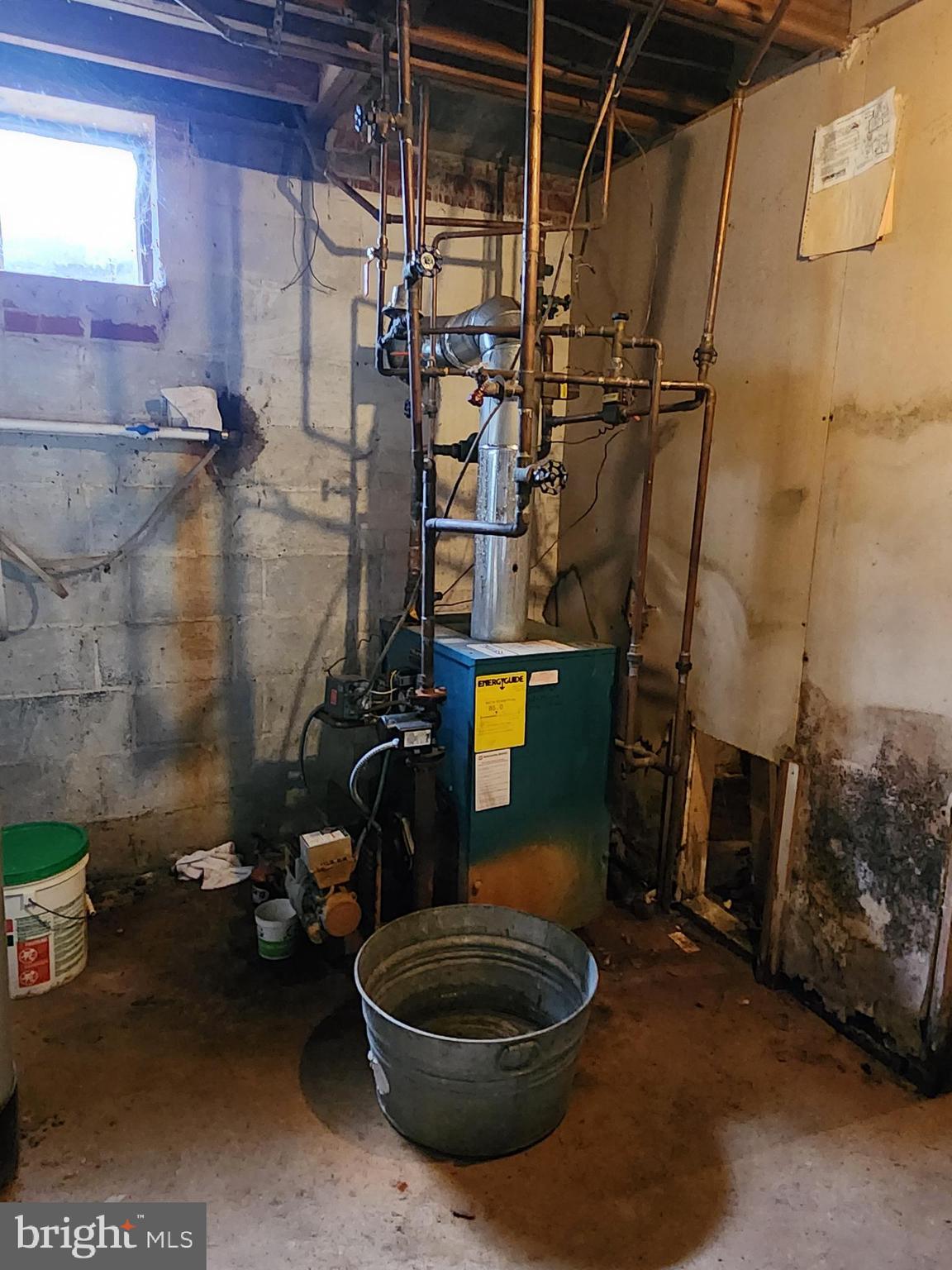 CRYSTAL SPRINGS - Residential