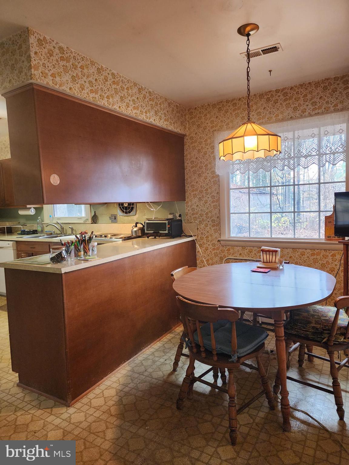 CRYSTAL SPRINGS - Residential