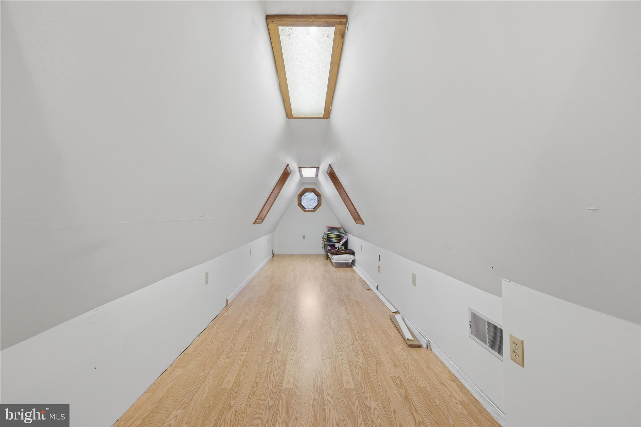 HIGHLAND HILLS - Residential