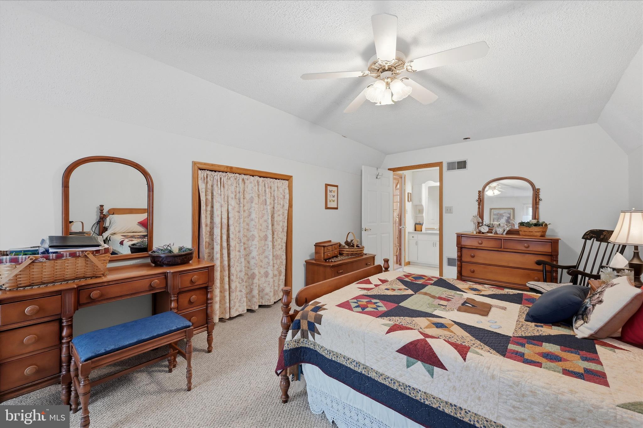 HIGHLAND HILLS - Residential