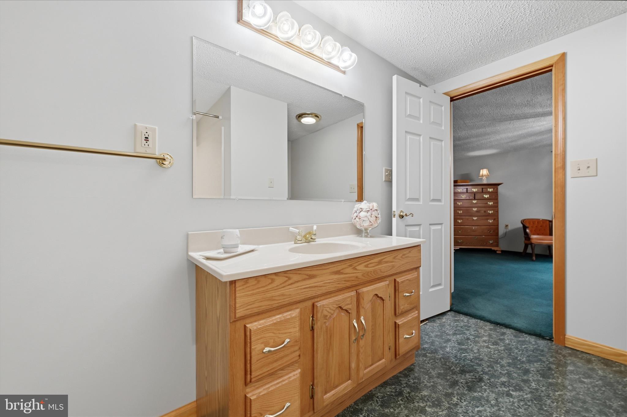 HIGHLAND HILLS - Residential