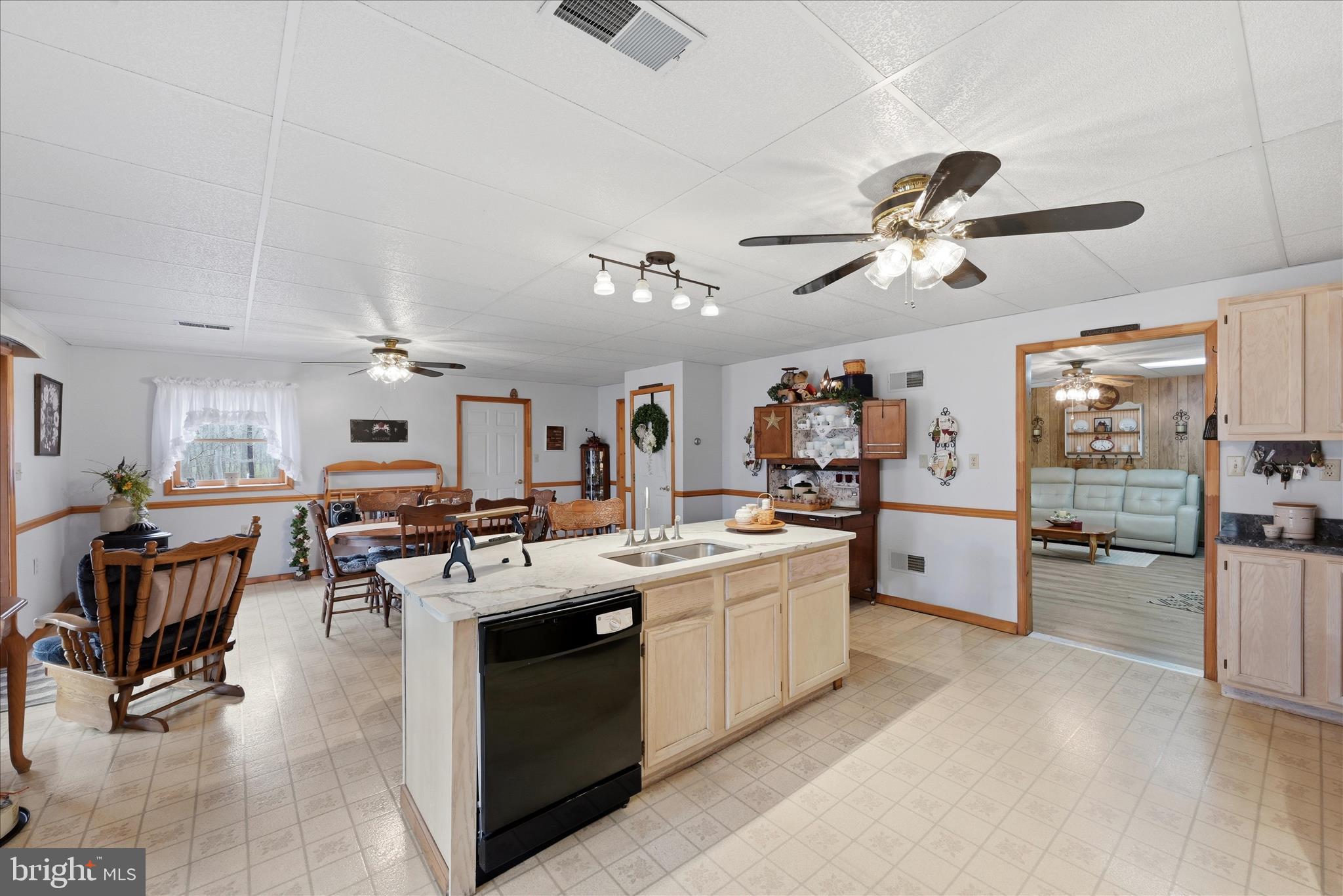 HIGHLAND HILLS - Residential