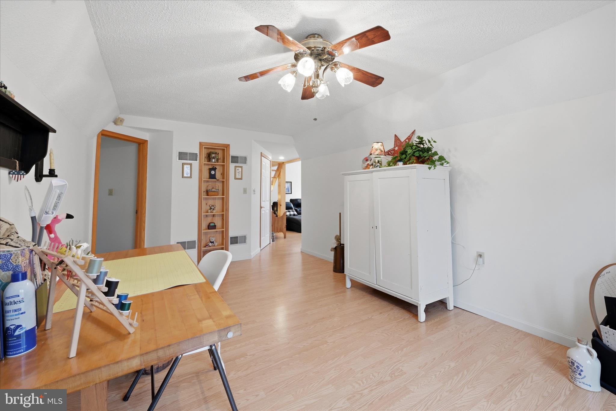 HIGHLAND HILLS - Residential