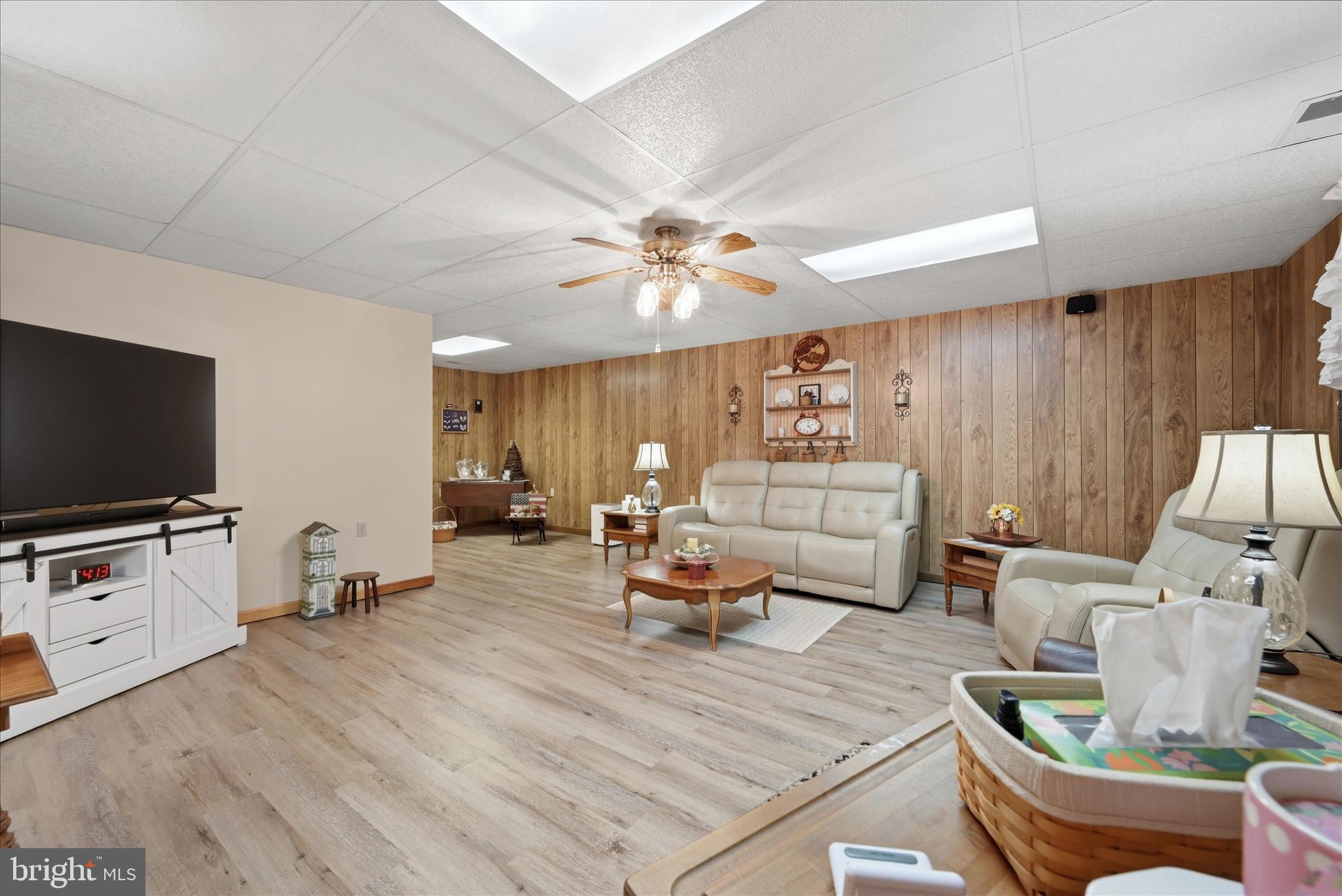 HIGHLAND HILLS - Residential