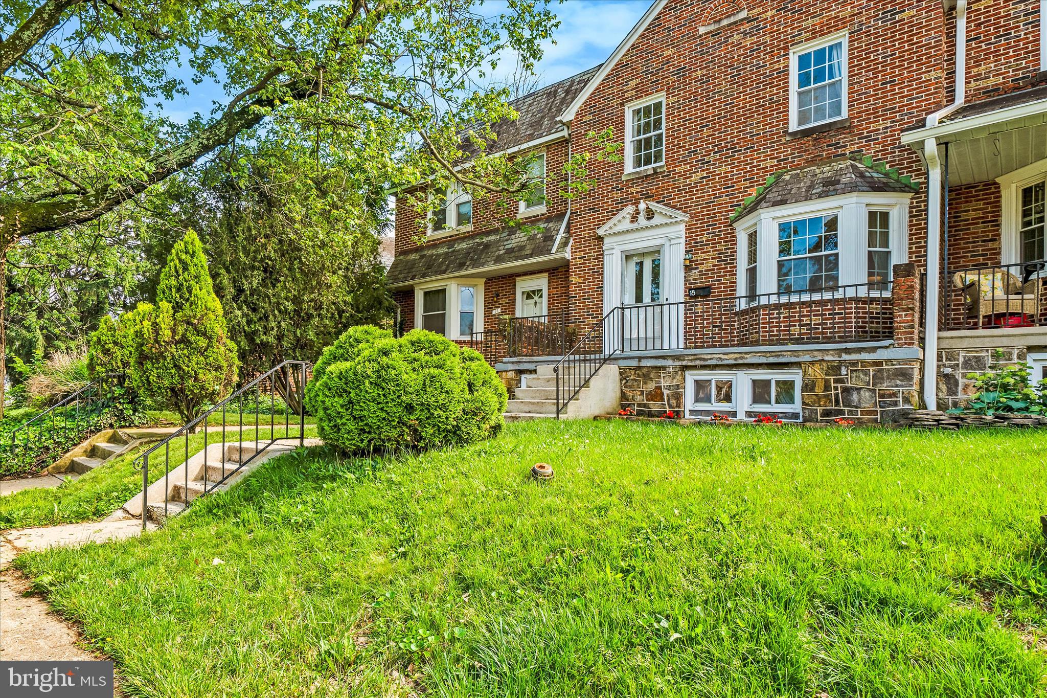 18 N SYMINGTON AVENUE