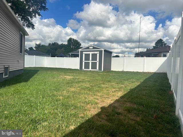 GREEN LAWN PARK - Residential