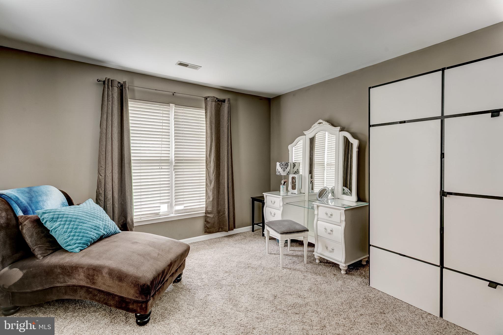 WINTERS RUN MANOR - Residential