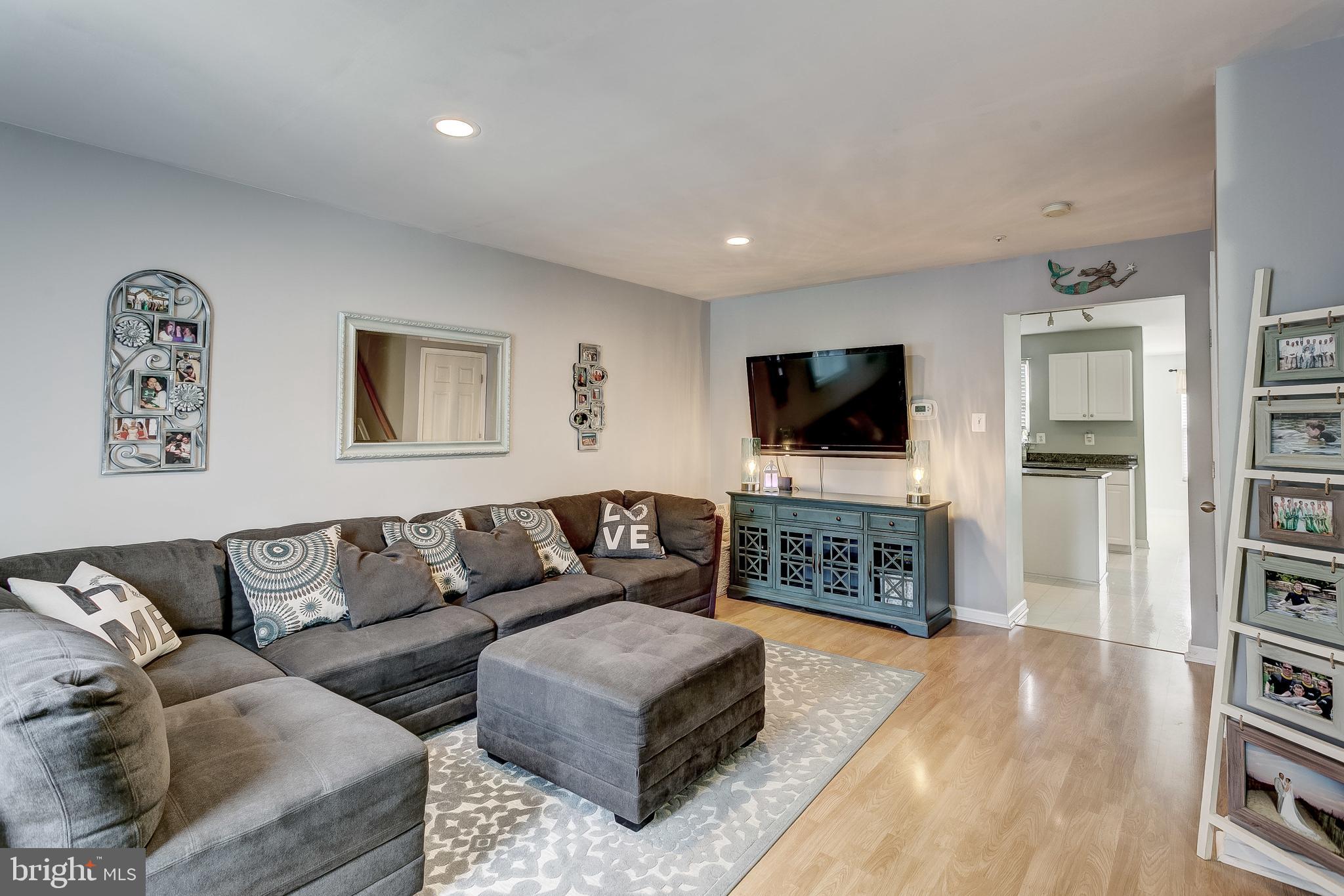 WINTERS RUN MANOR - Residential