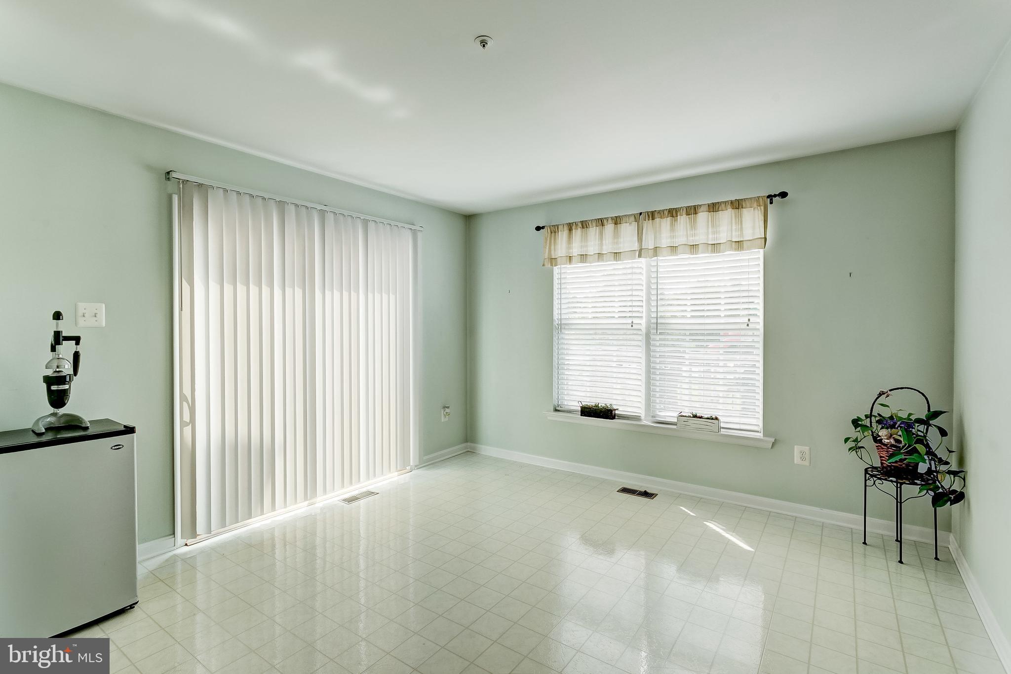 WINTERS RUN MANOR - Residential