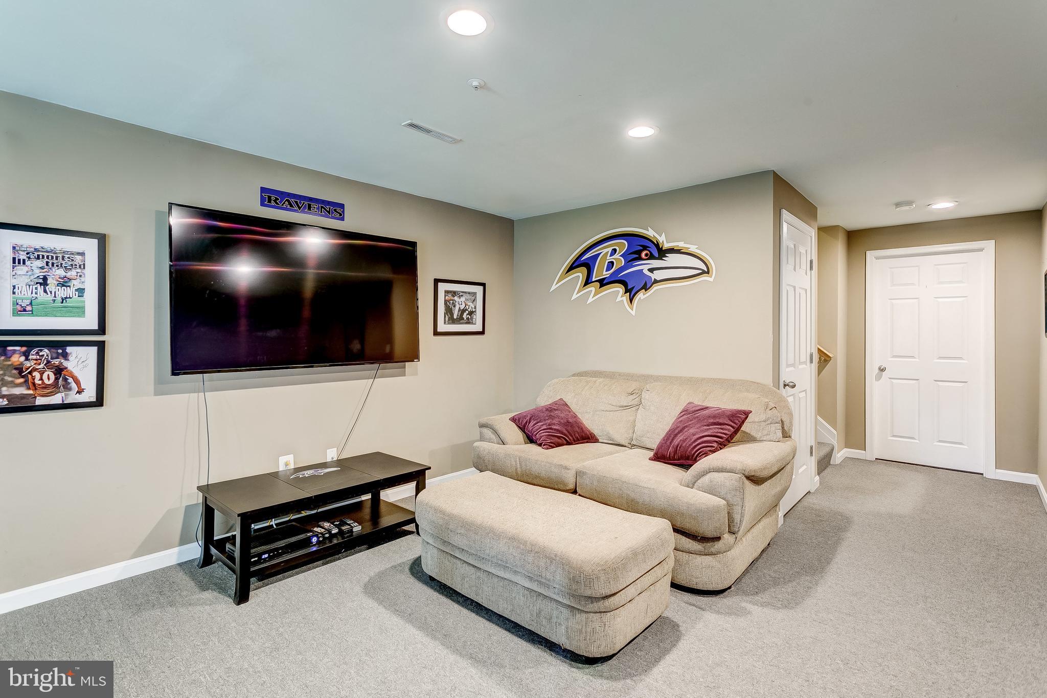 WINTERS RUN MANOR - Residential