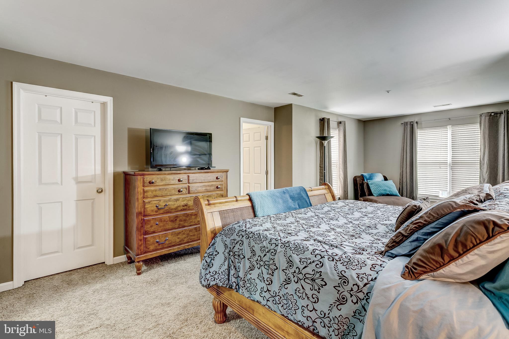 WINTERS RUN MANOR - Residential