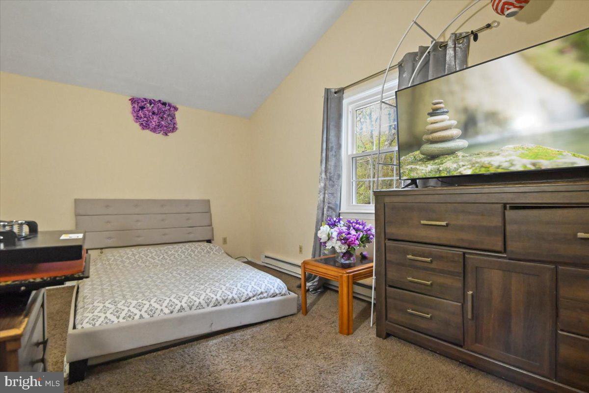 POCONO COUNTRY PLACE - Residential