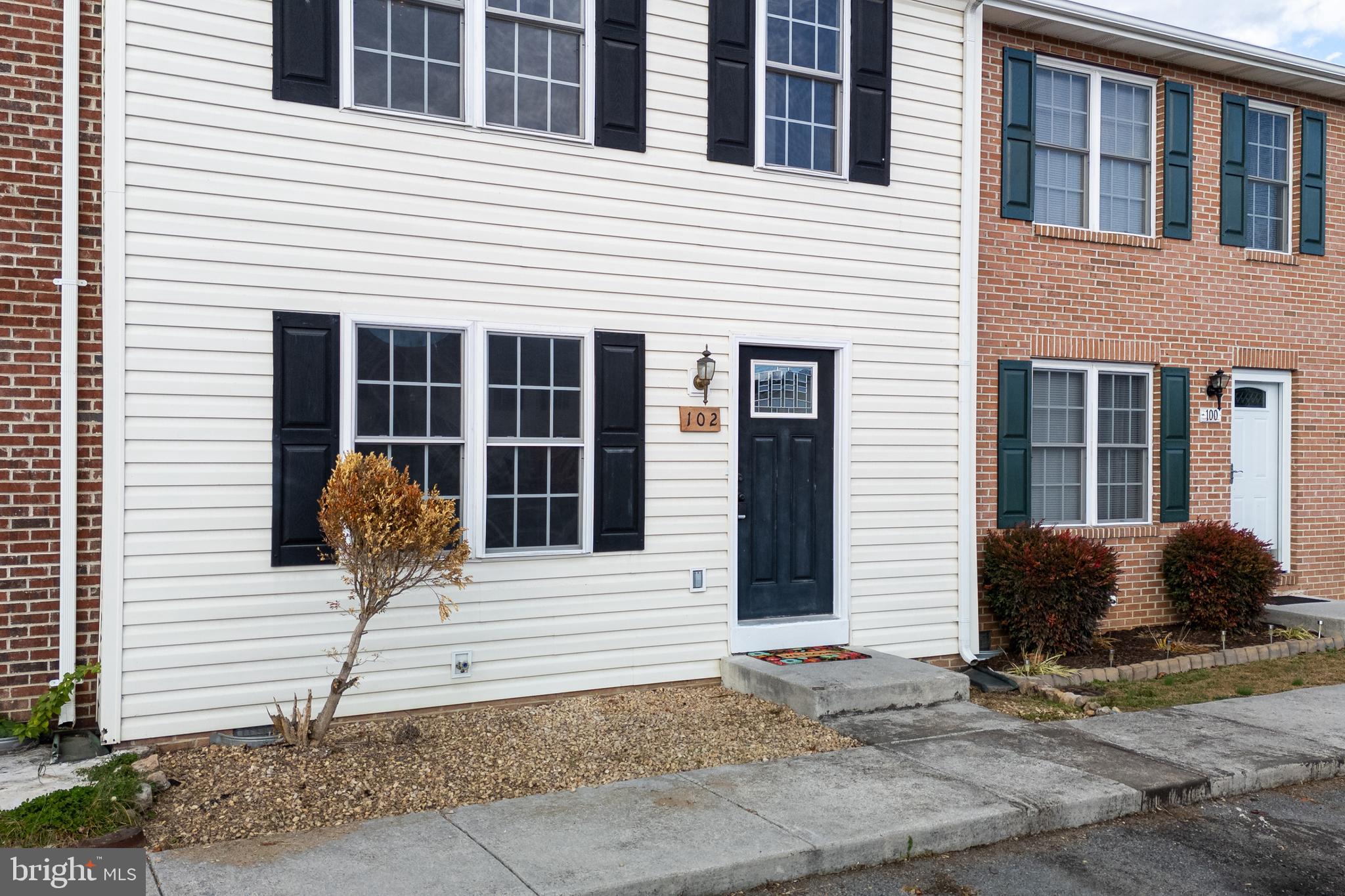 MADISON VILLAGE - Residential