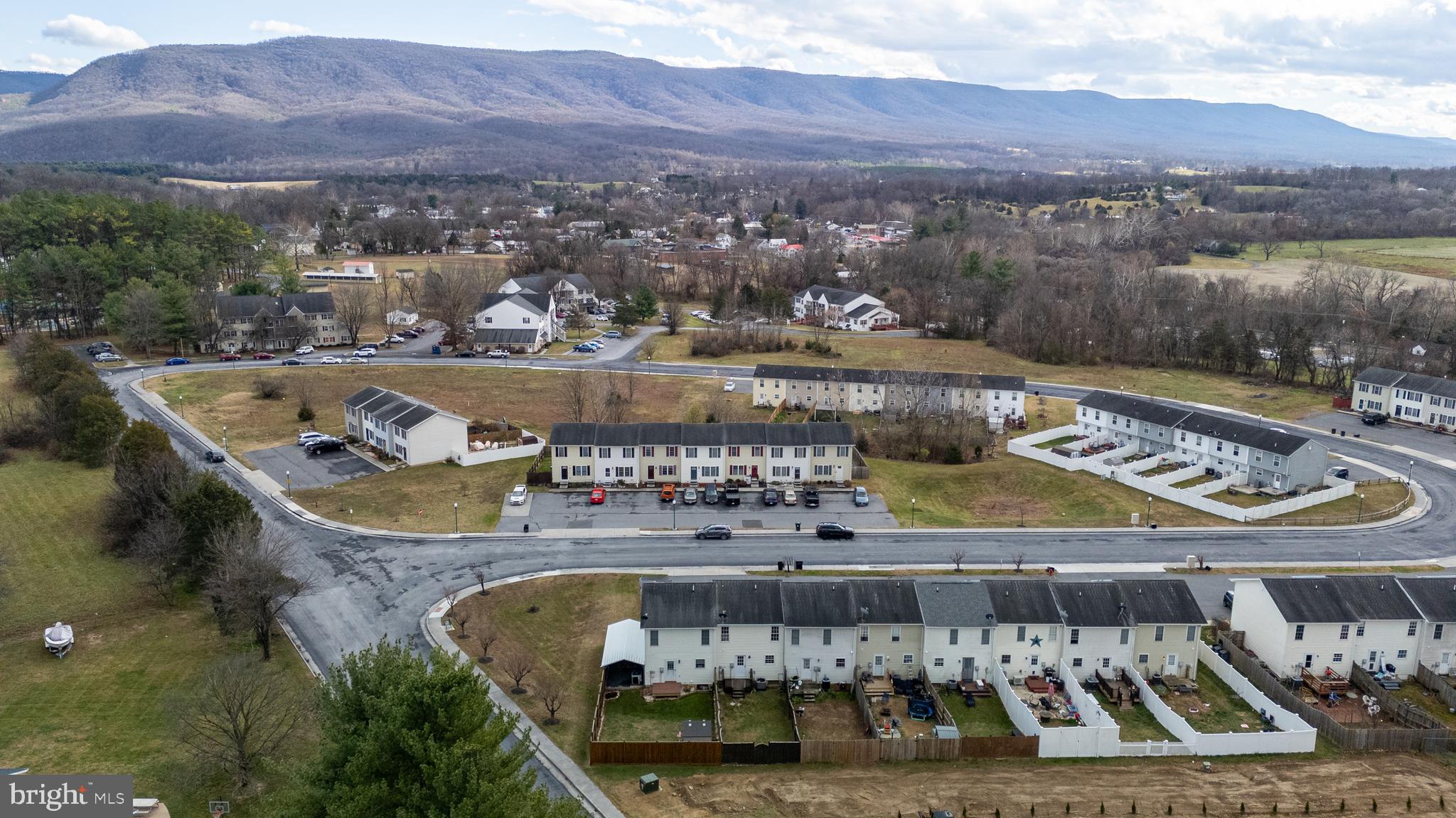 MADISON VILLAGE - Residential