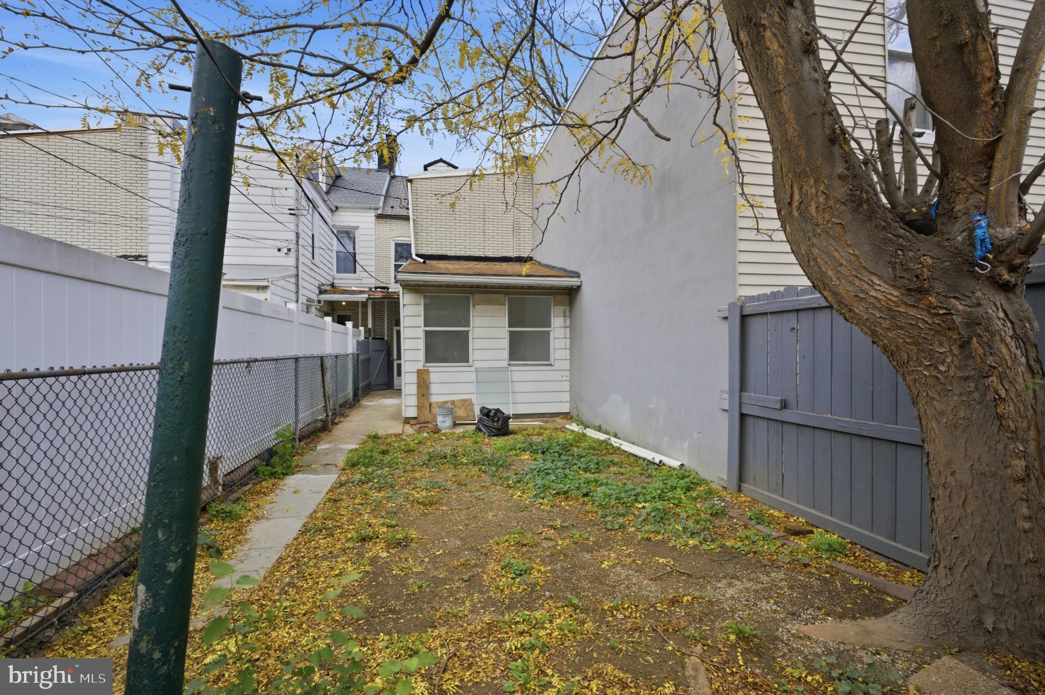 ALLENTOWN - Residential