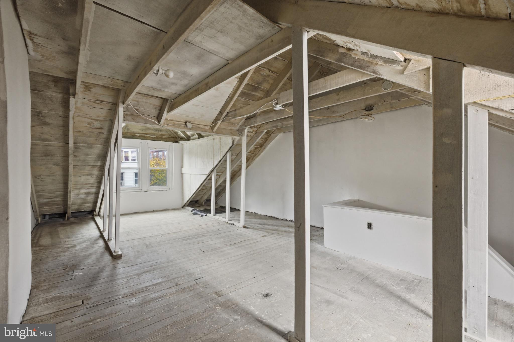 ALLENTOWN - Residential