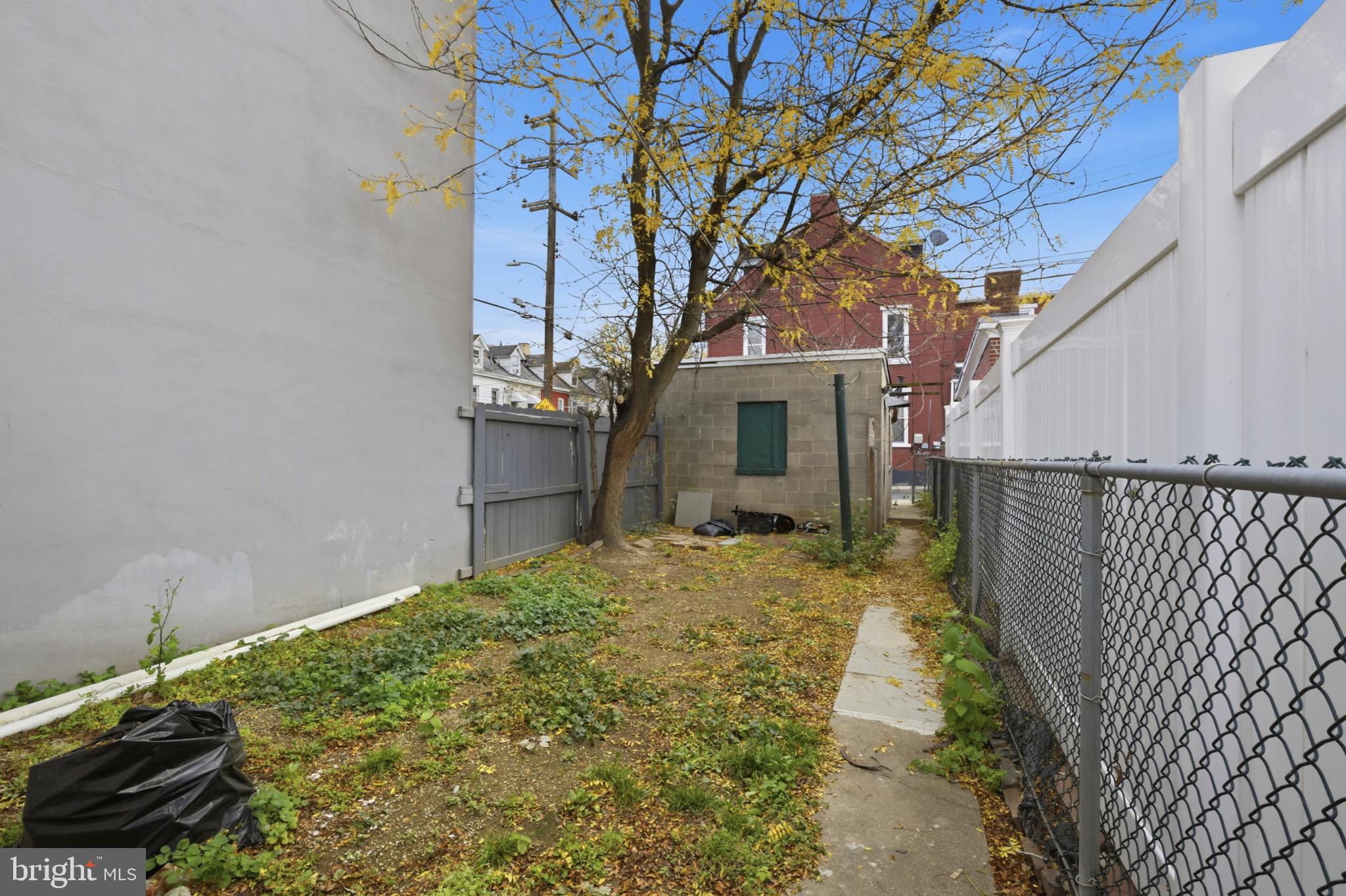 ALLENTOWN - Residential