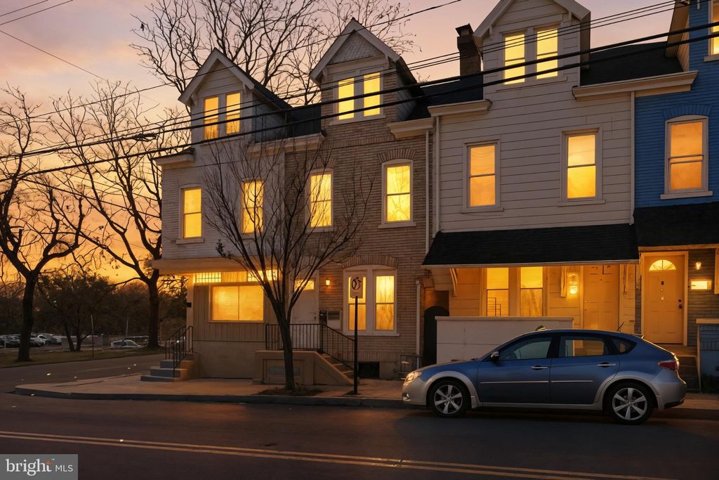 Photo of 384 W Gordon Street, ALLENTOWN, PA 18102 (MLS # PALH2013962)