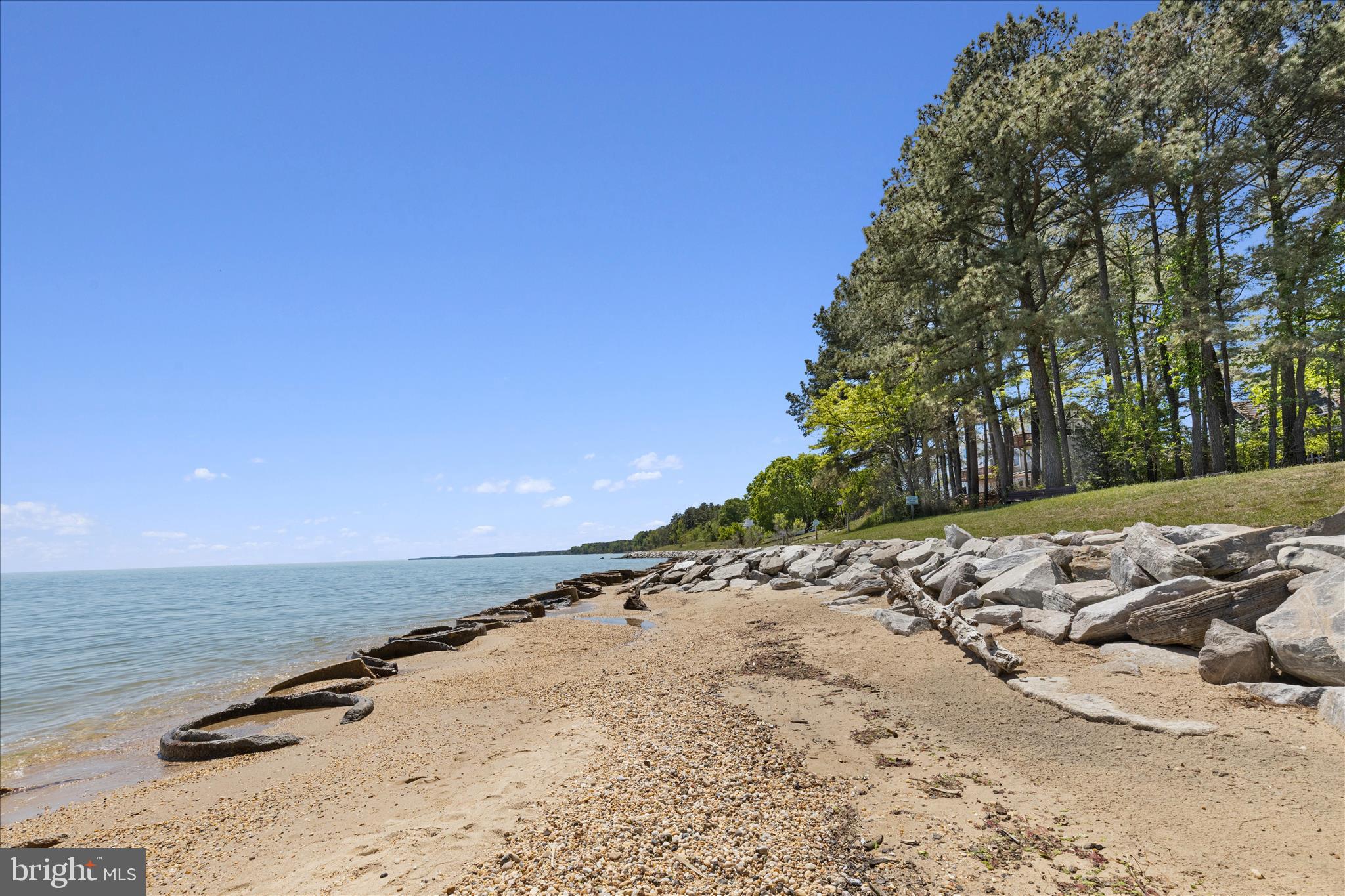 THE LANDINGS IN CEDAR COVE - Residential