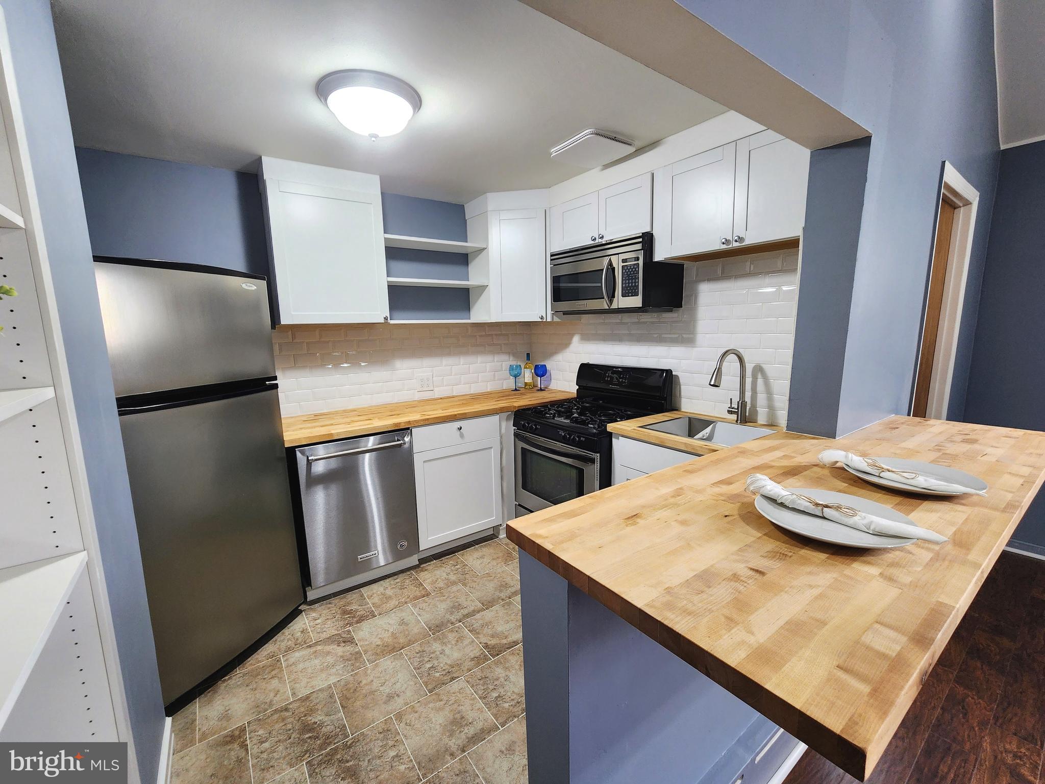 PENNSPORT - Residential Lease