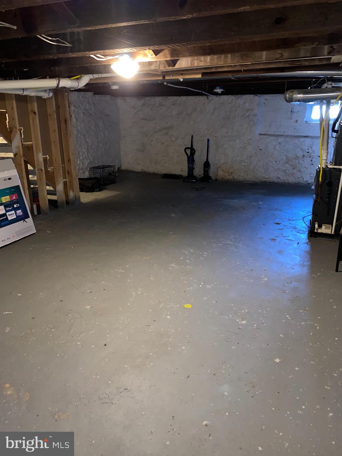 EDMONDSON - Residential Lease