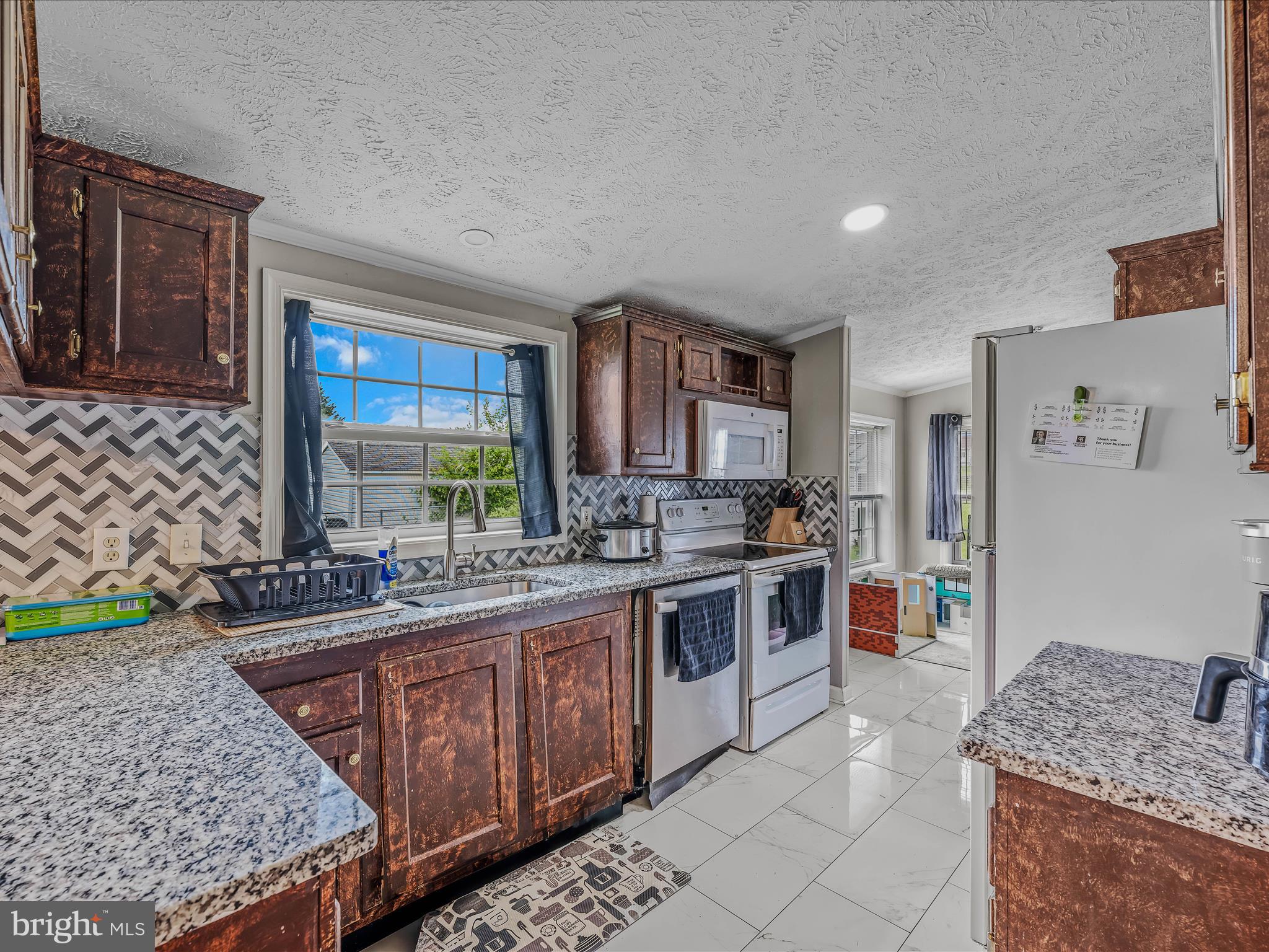 SUMMER HILL - Residential