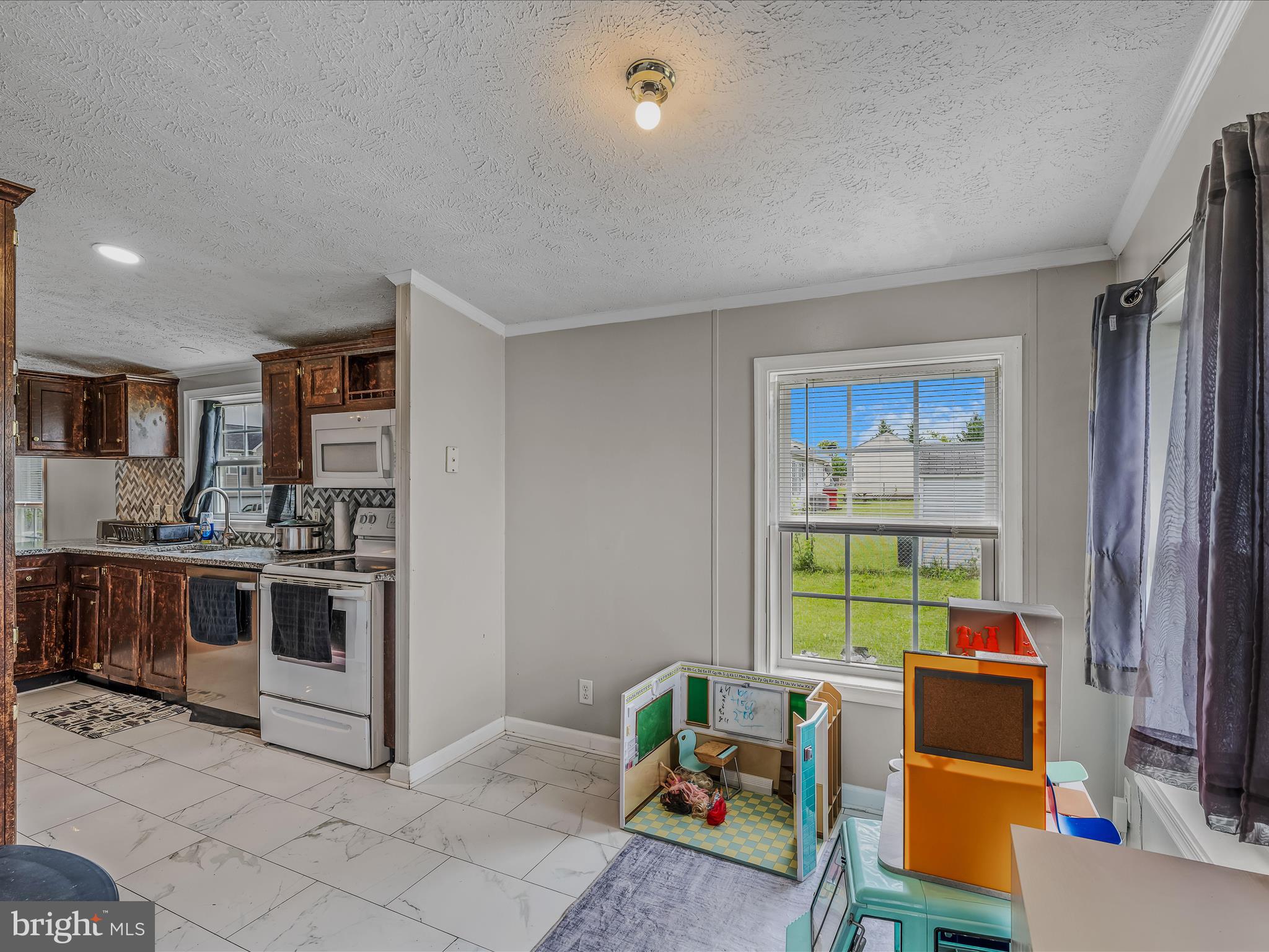 SUMMER HILL - Residential