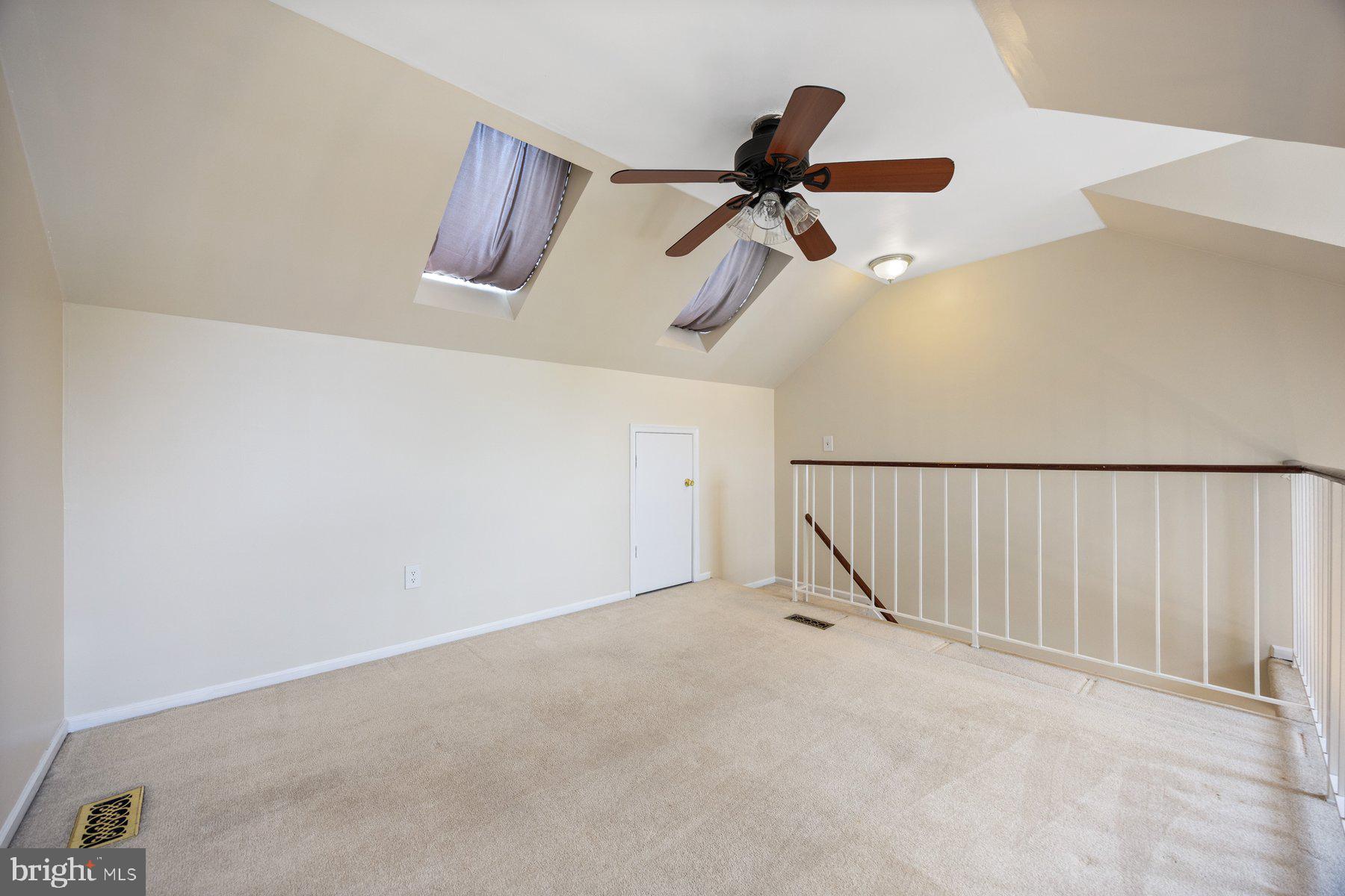 MARBLE HILL - Residential