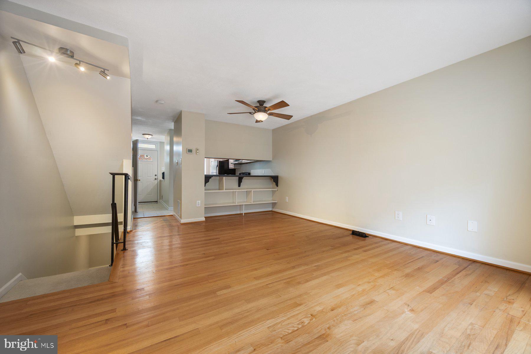 MARBLE HILL - Residential