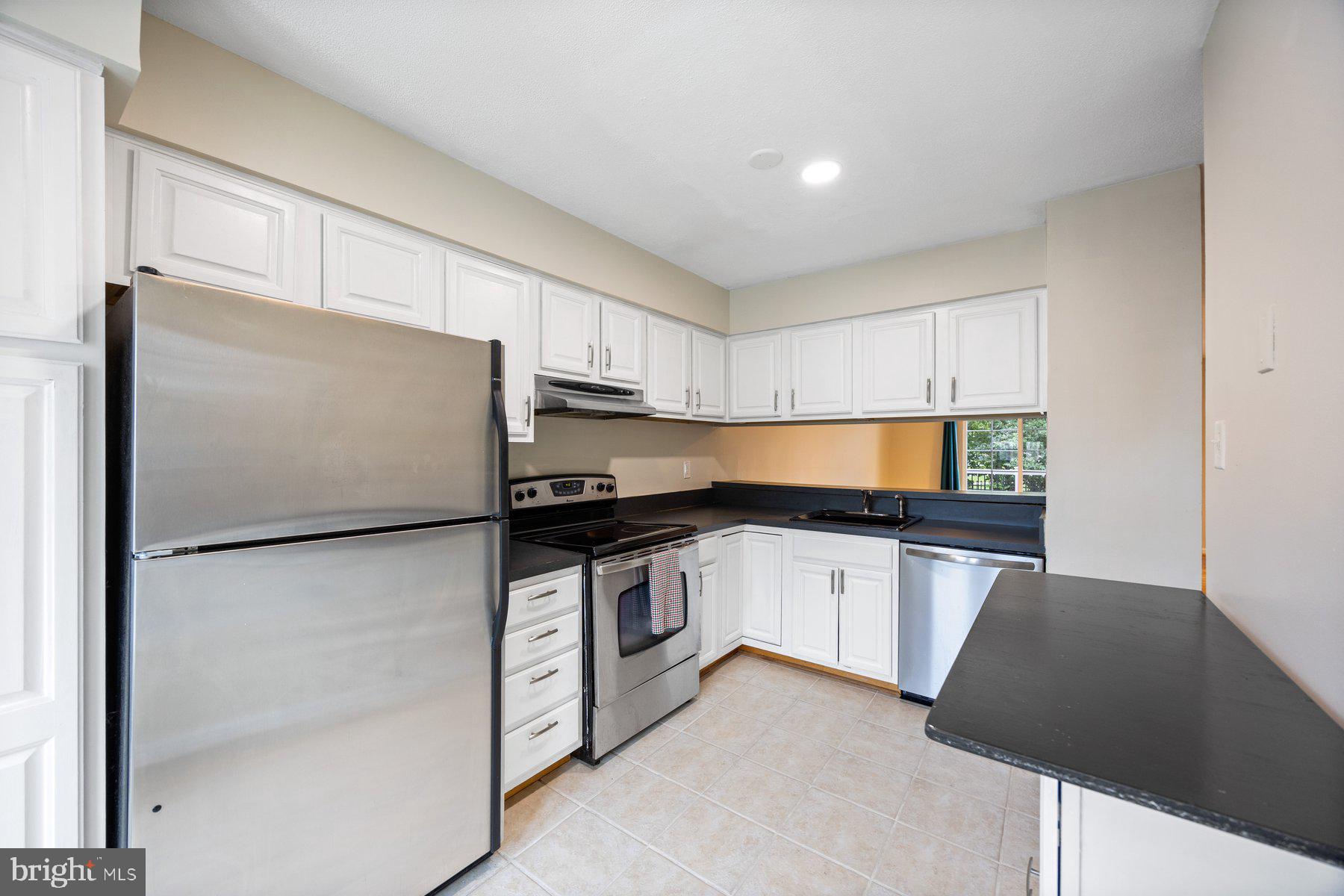 MARBLE HILL - Residential