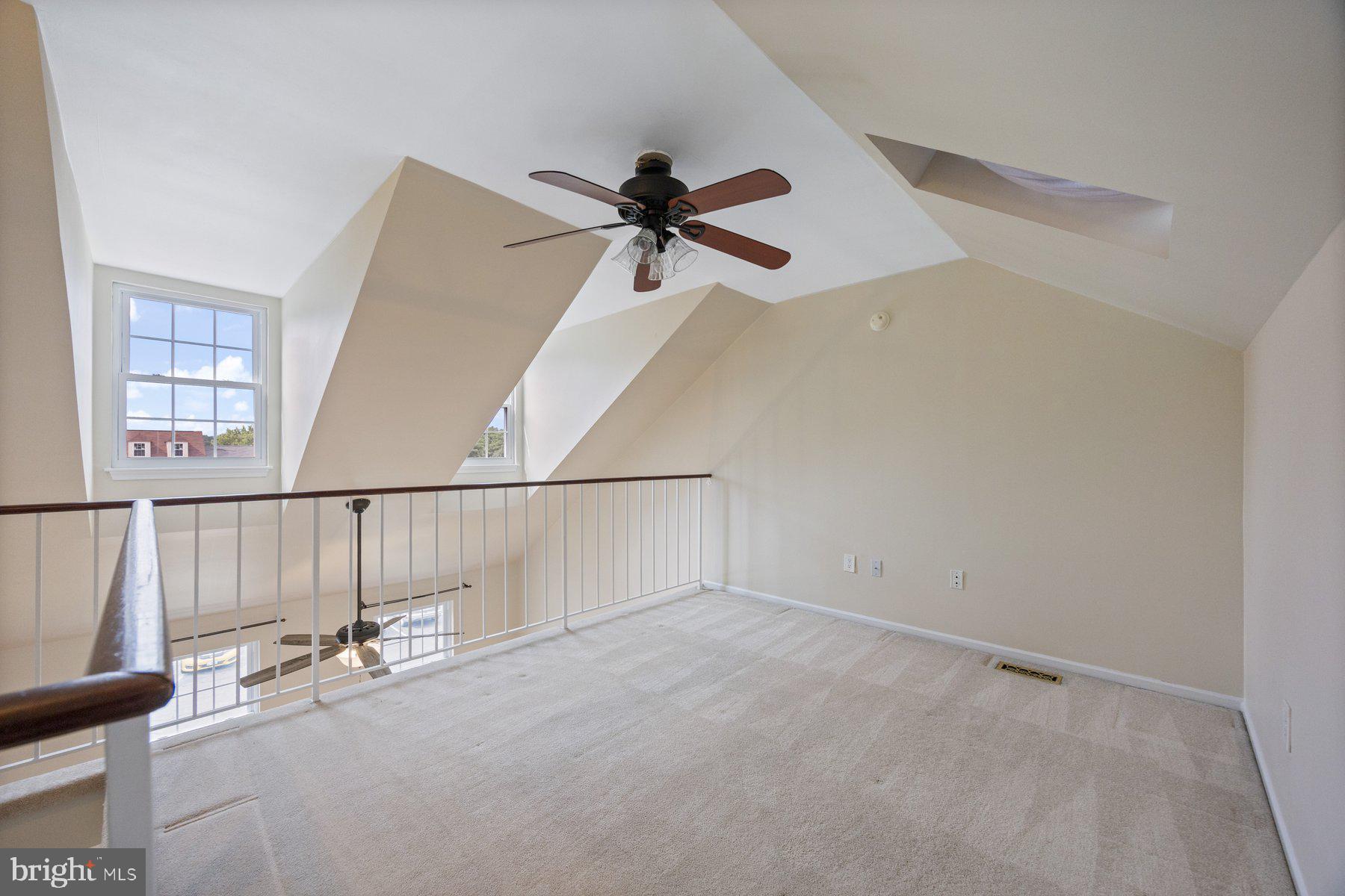 MARBLE HILL - Residential