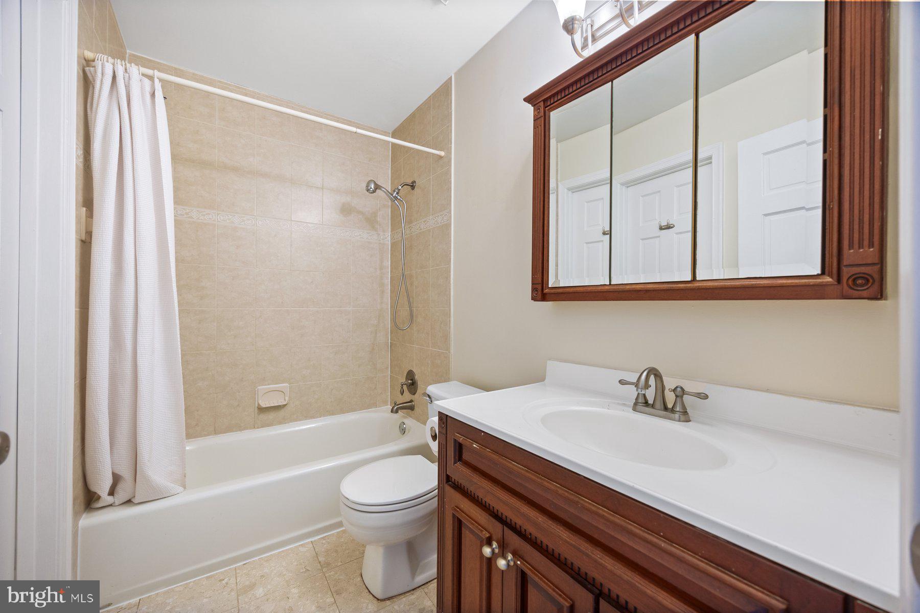 MARBLE HILL - Residential