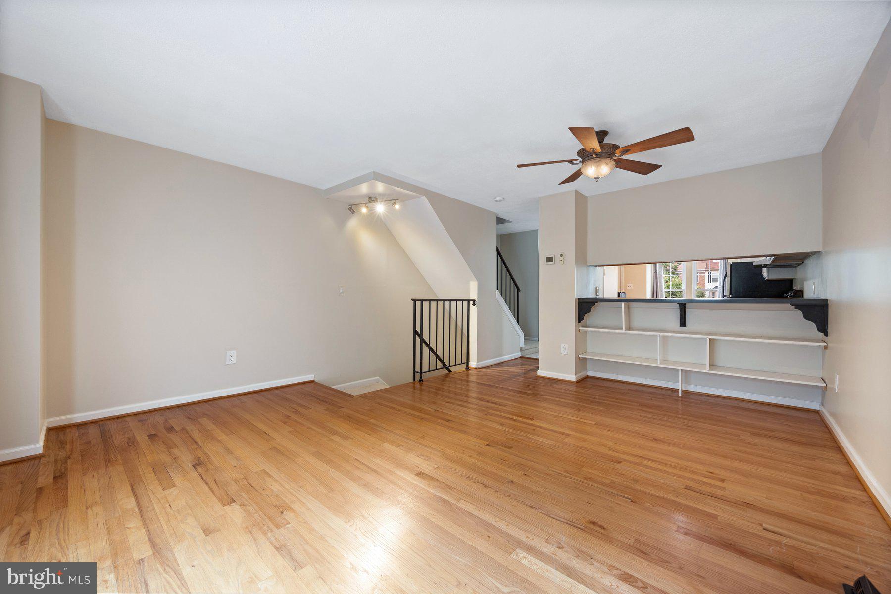 MARBLE HILL - Residential