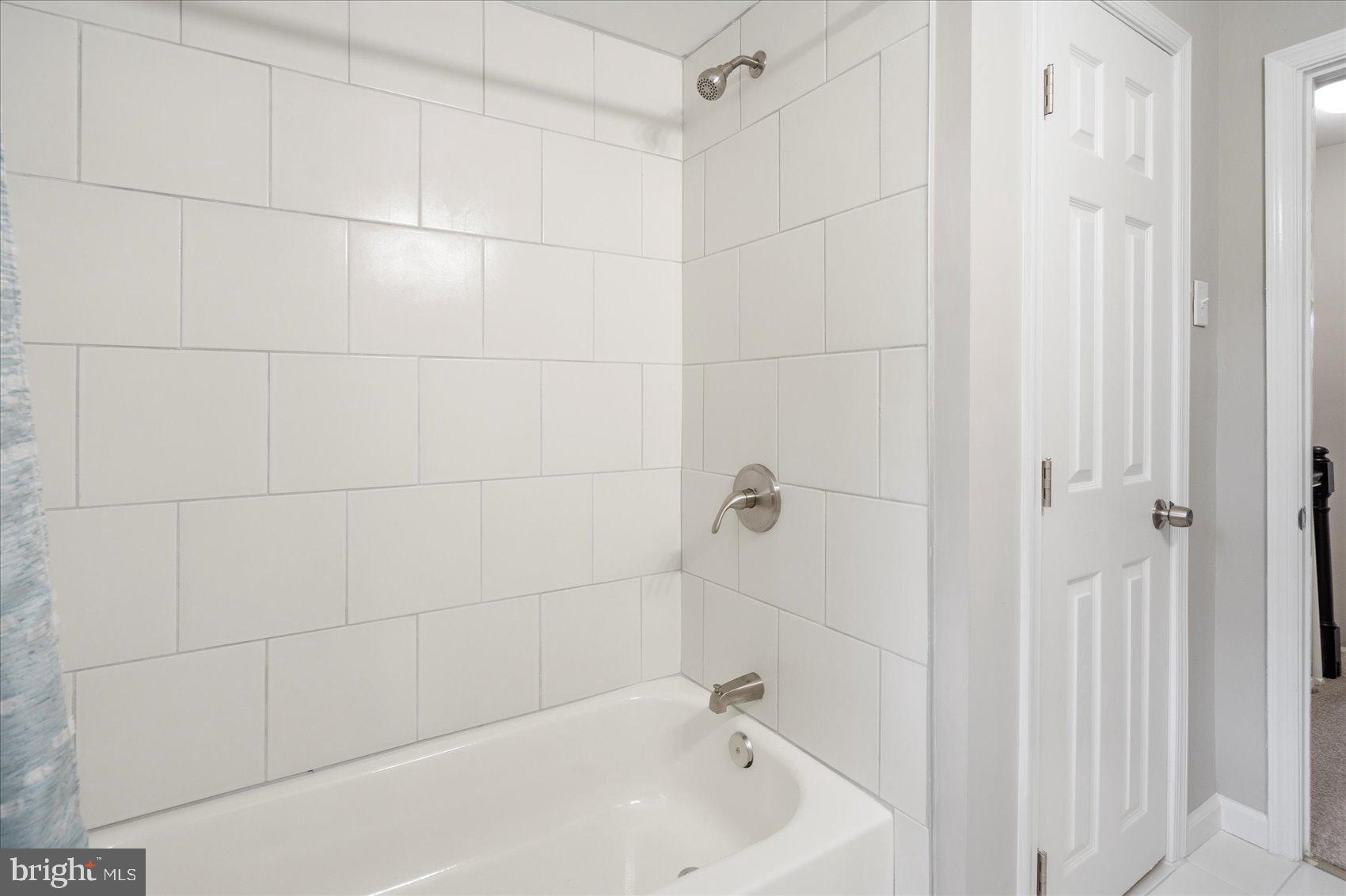 NORTHWOOD - Residential