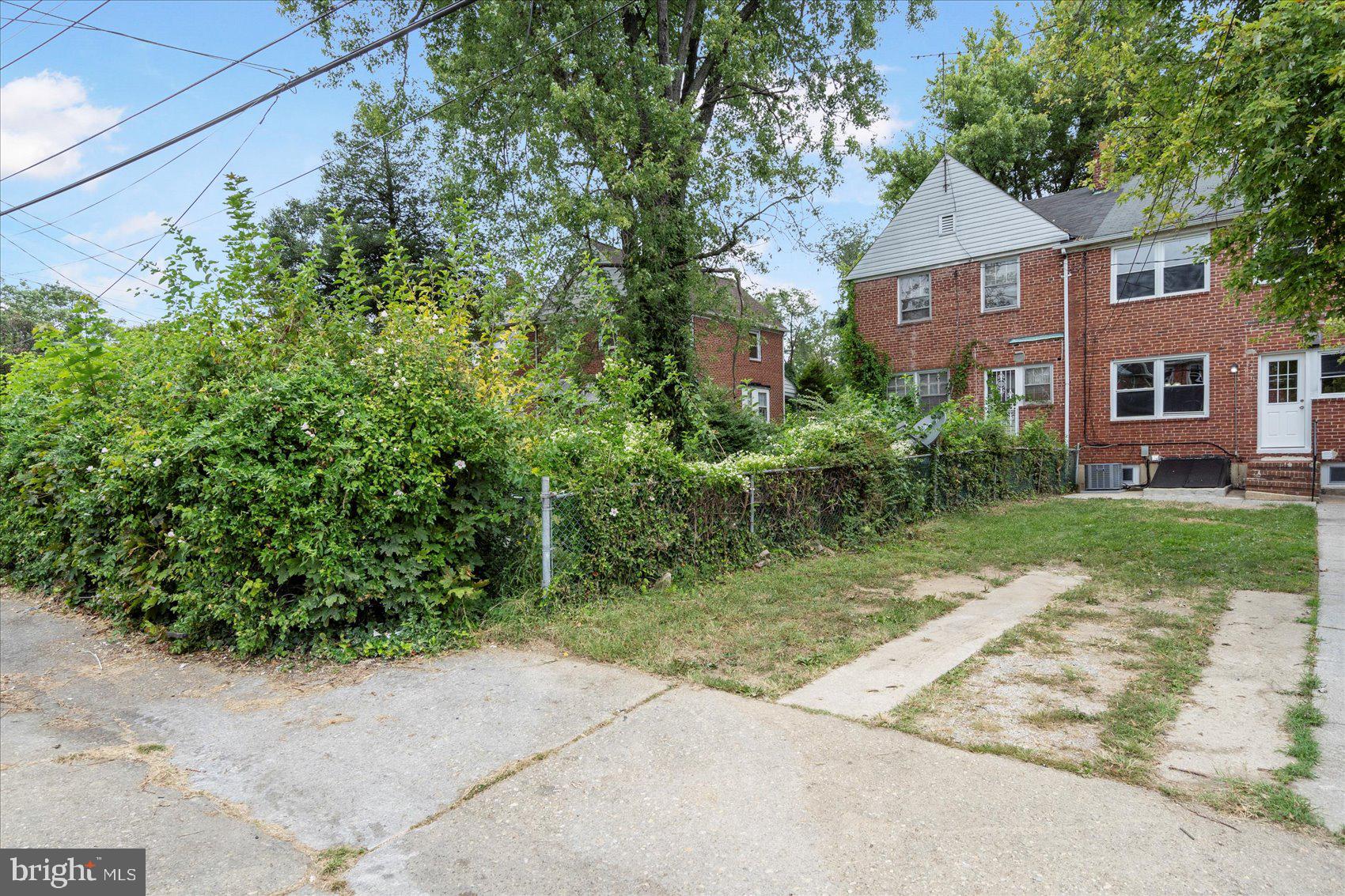 NORTHWOOD - Residential