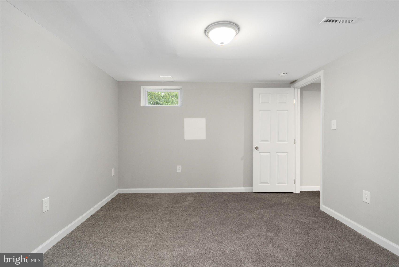 NORTHWOOD - Residential