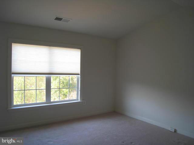 RIVERSIDE STATION - Residential Lease