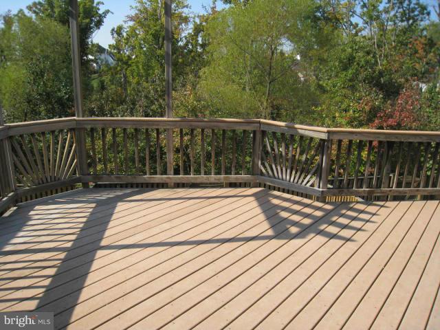 RIVERSIDE STATION - Residential Lease