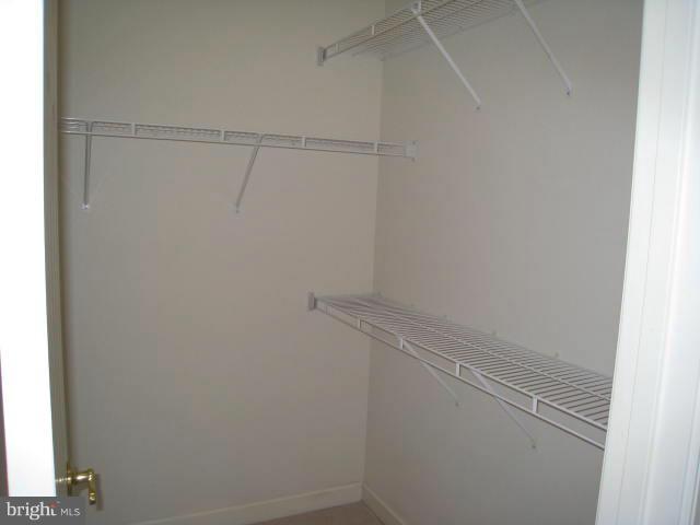 RIVERSIDE STATION - Residential Lease