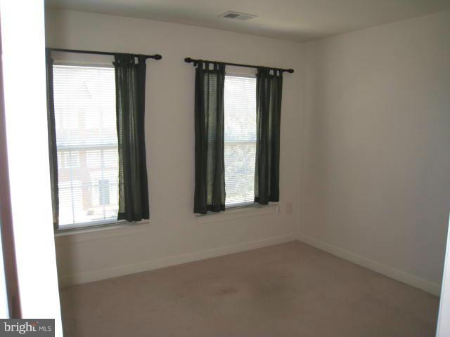 RIVERSIDE STATION - Residential Lease