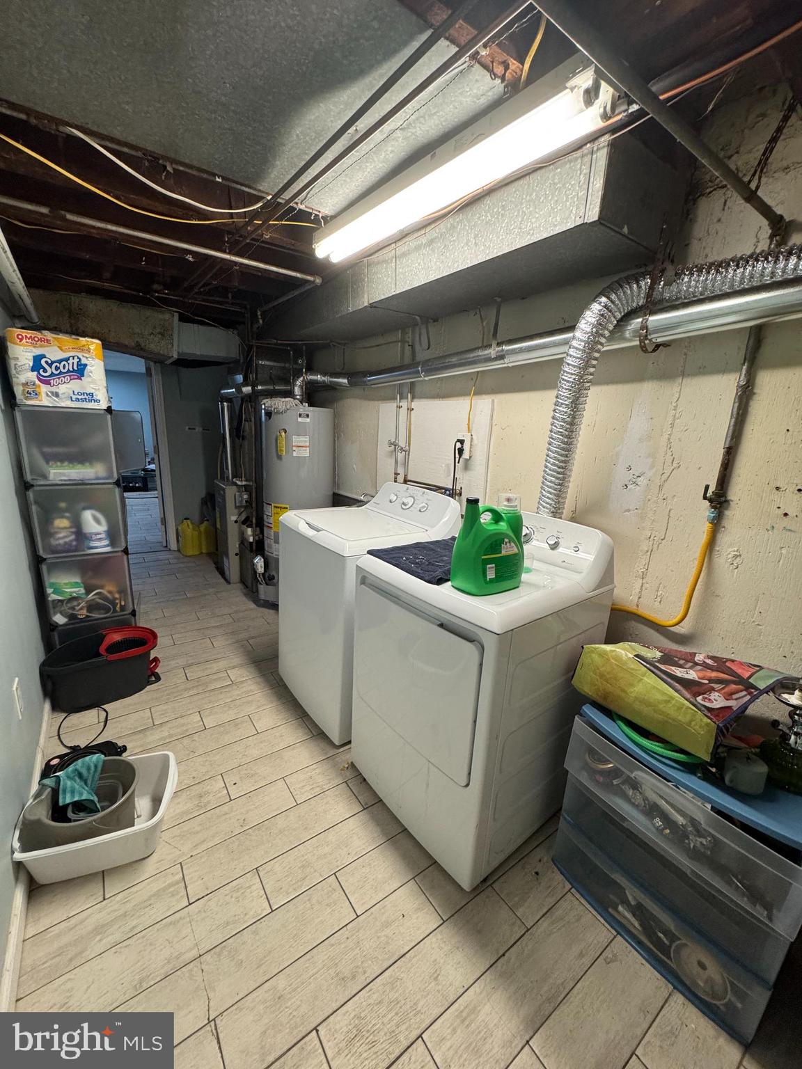 OXFORD CIRCLE - Residential