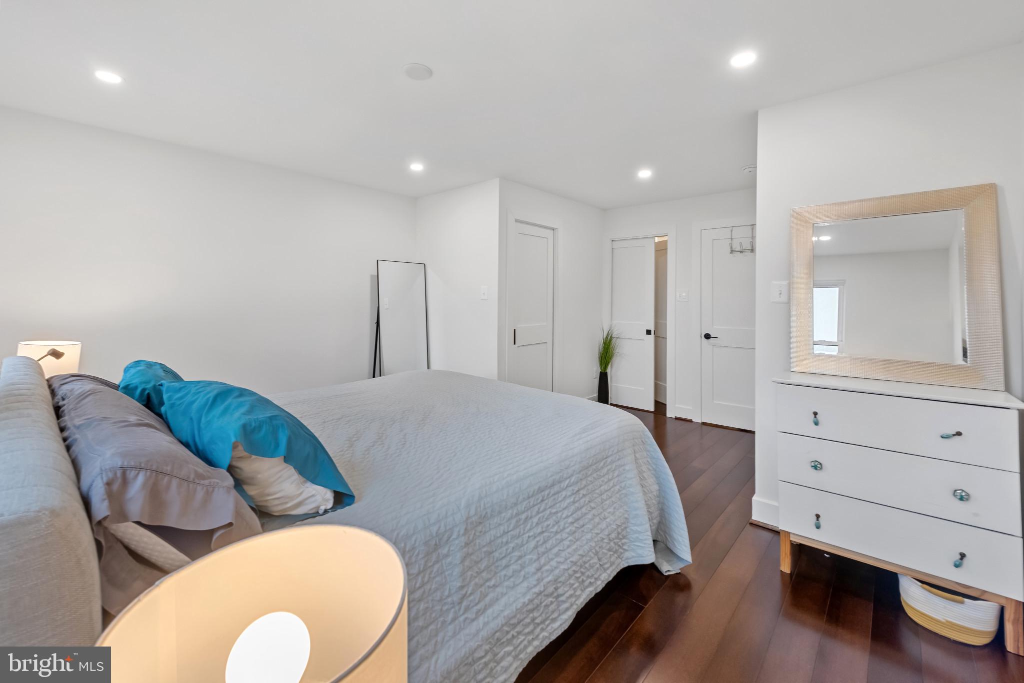 Brand New Luxury Townhome in the Heart of Hampden – Welcome to your dream home in one of Baltimore’s most vibrant and walkable neighborhoods! This newly constructed 1-bedroom, 1 bathroom basement apartment townhome with outdoor patio and front and back entrances. 1 car parking. Located just steps from The Rotunda, The Avenue, and Johns Hopkins University. Designed with space, function, and style in mind, this home features 8-foot ceilings throughout, hardwood floors and luxury stone finishes. Features Include: Fully insulated walls for energy efficiency and soundproofing /Premium construction with contemporary finishes throughout.