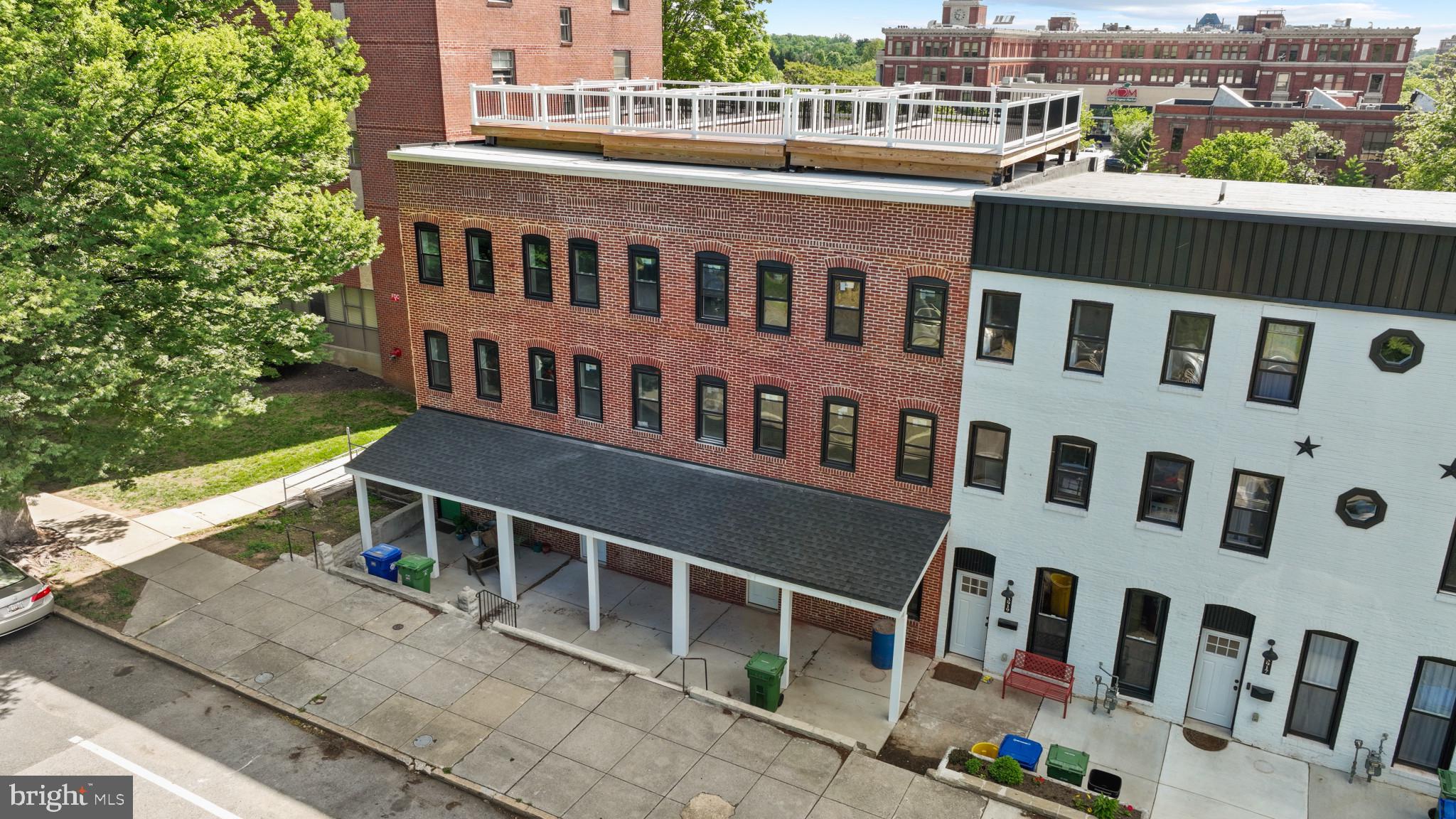 HAMPDEN HISTORIC DISTRICT - Residential Lease