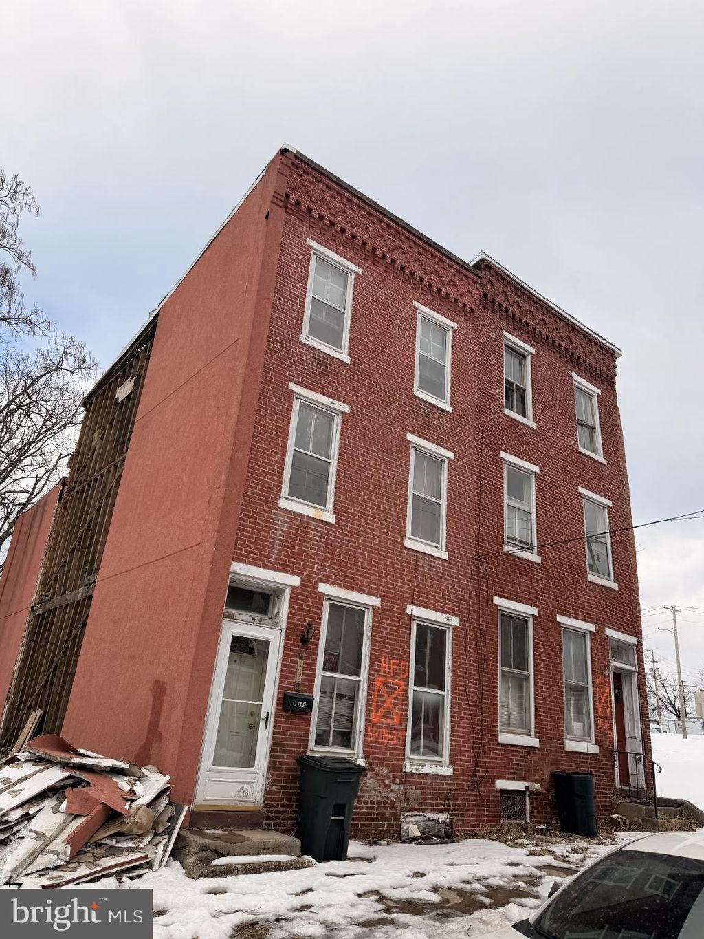 Photo of 426 Kelker St, HARRISBURG, PA 17102 (MLS # PADA2057374)