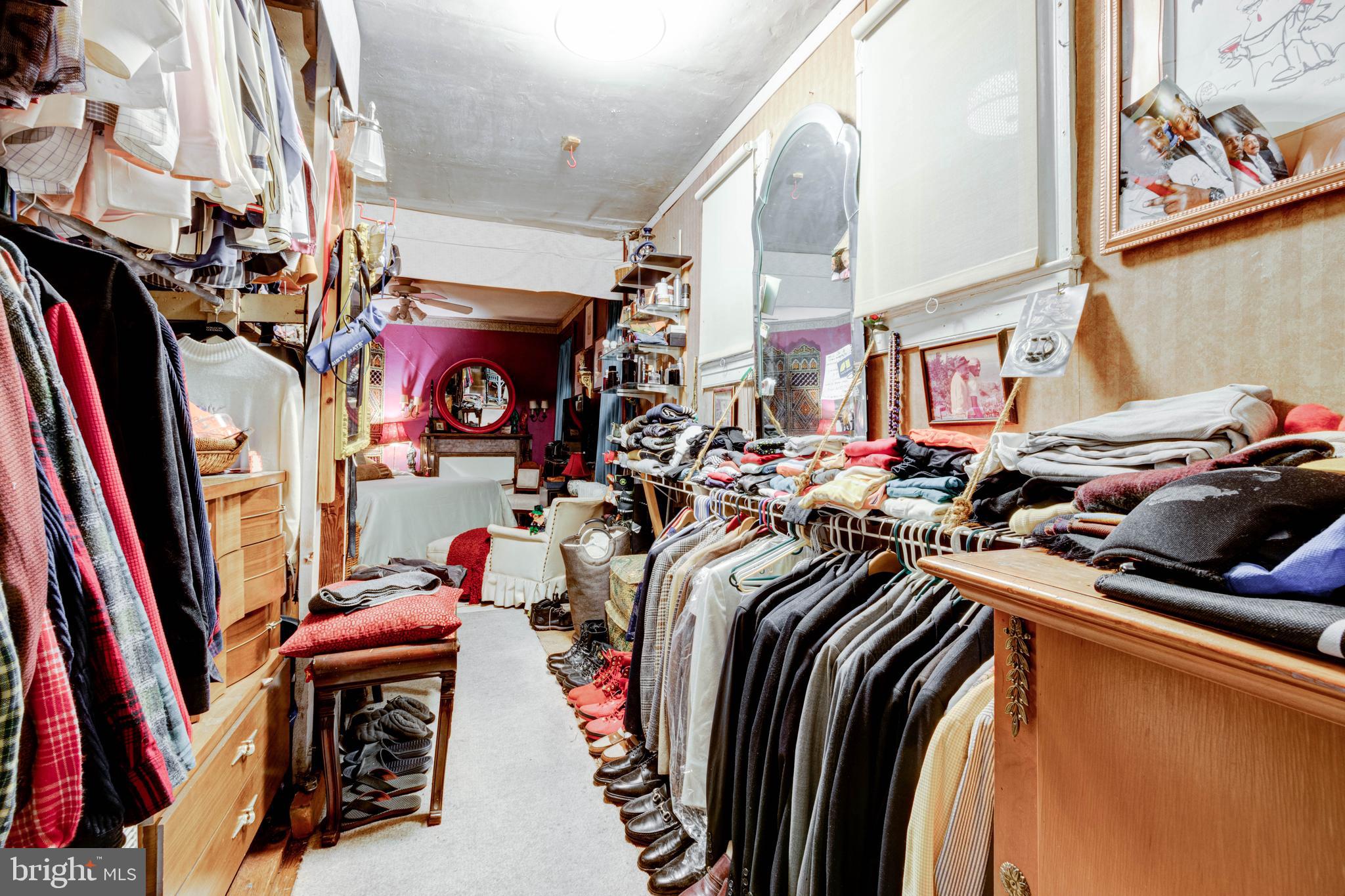 RESERVOIR HILL - Residential