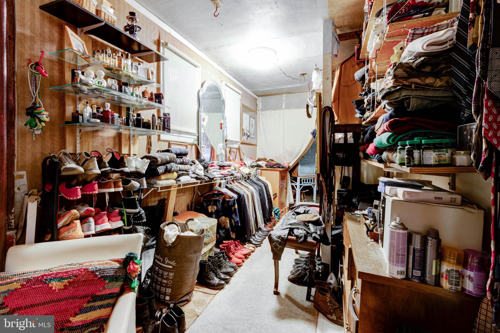 RESERVOIR HILL - Residential