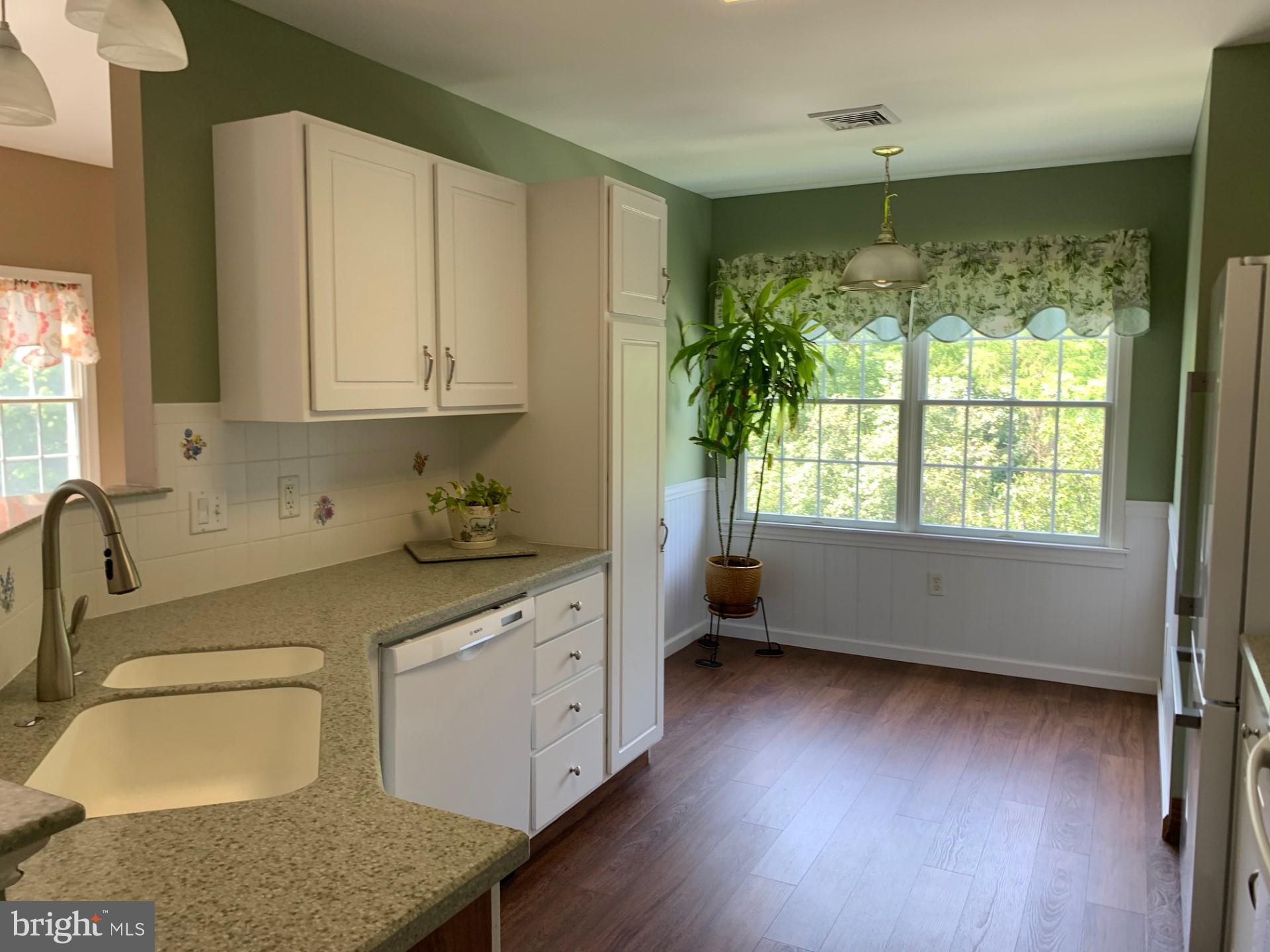 CARRIAGE HOMES - Residential