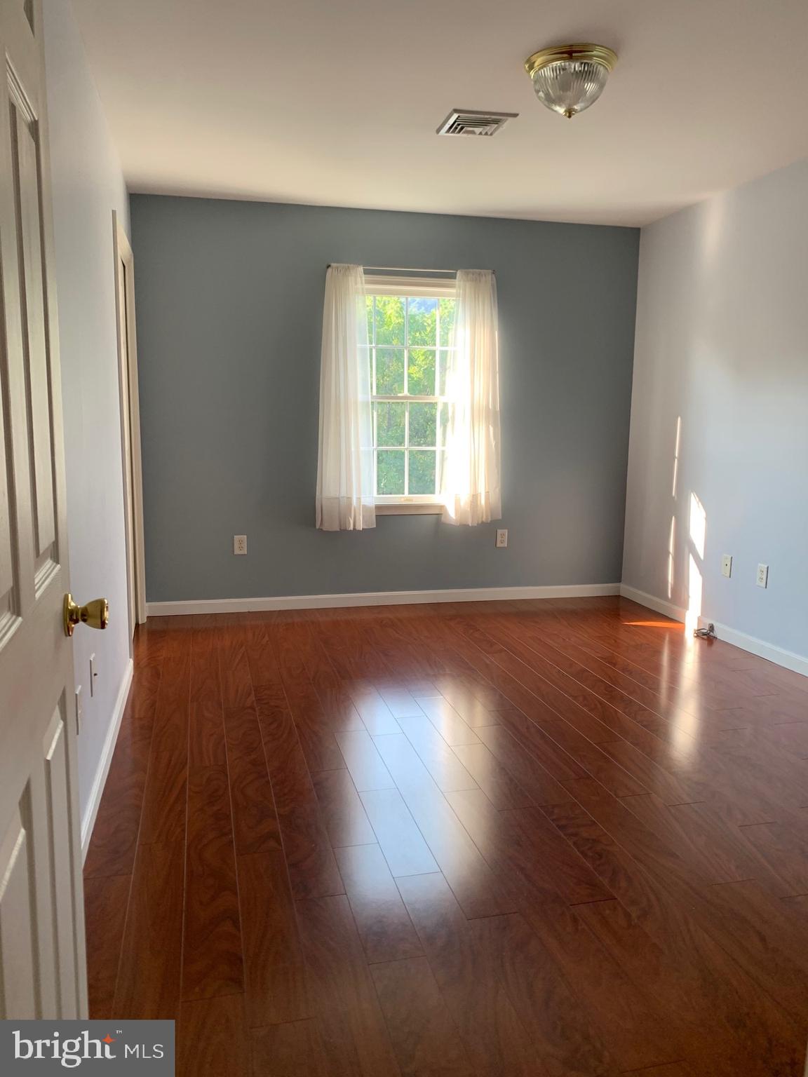 CARRIAGE HOMES - Residential