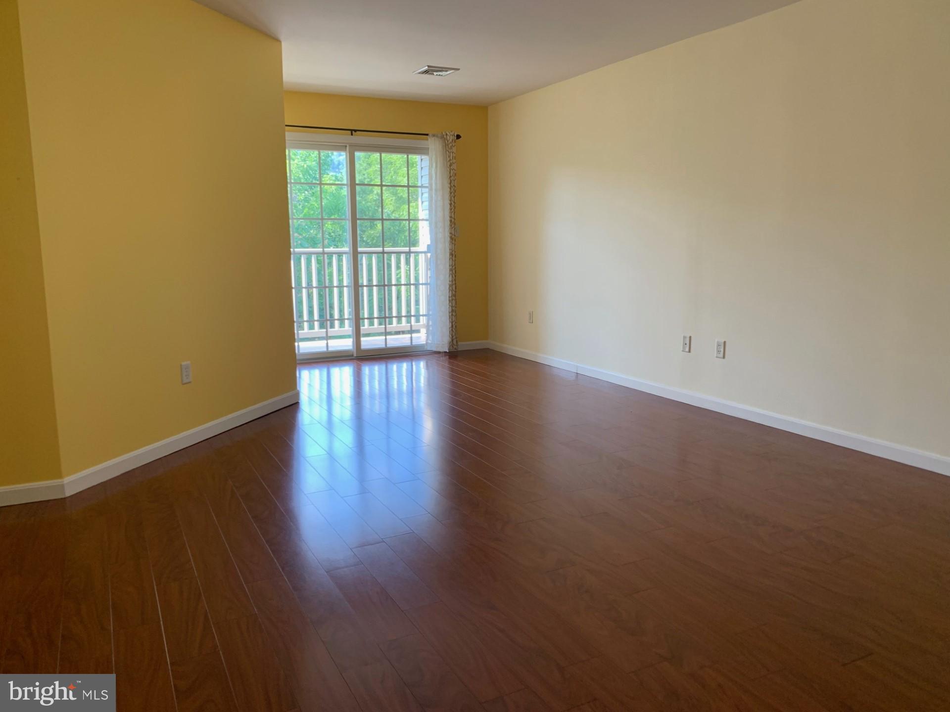 CARRIAGE HOMES - Residential